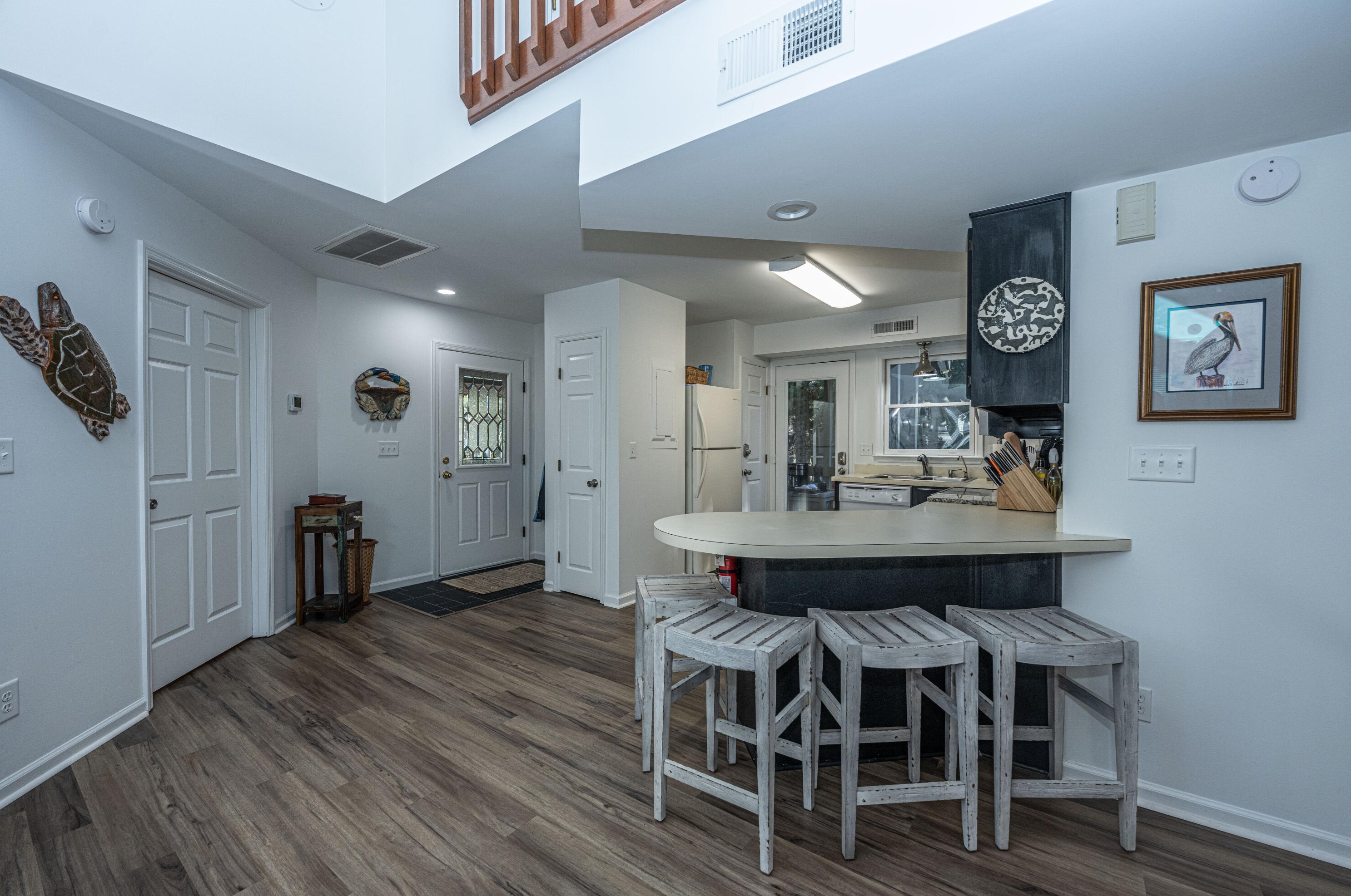 898 Fairway Dr, Edisto SC  29438-3647 exterior