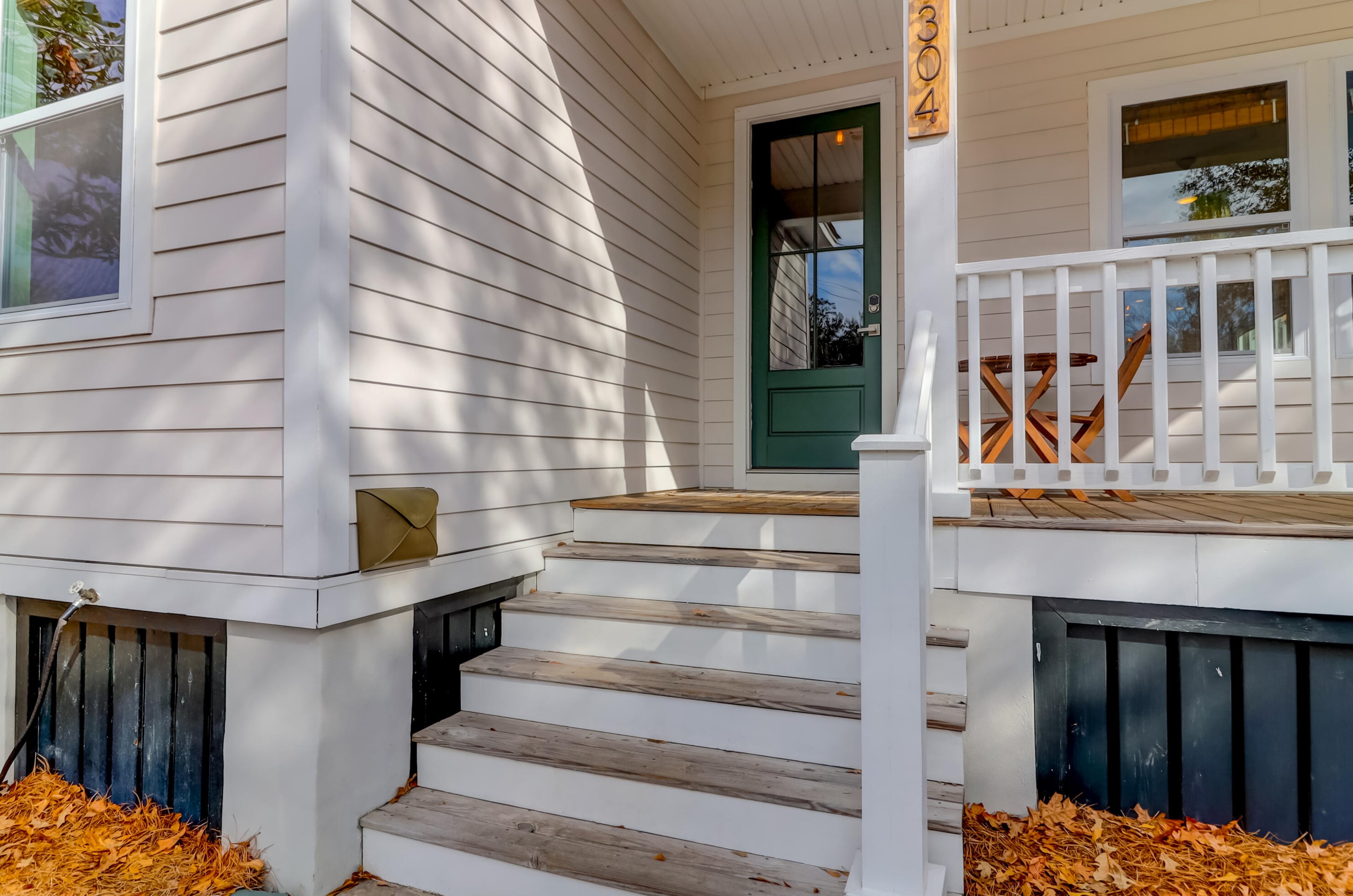 5304 Hartford Cir, Charleston SC  29405-4122 exterior