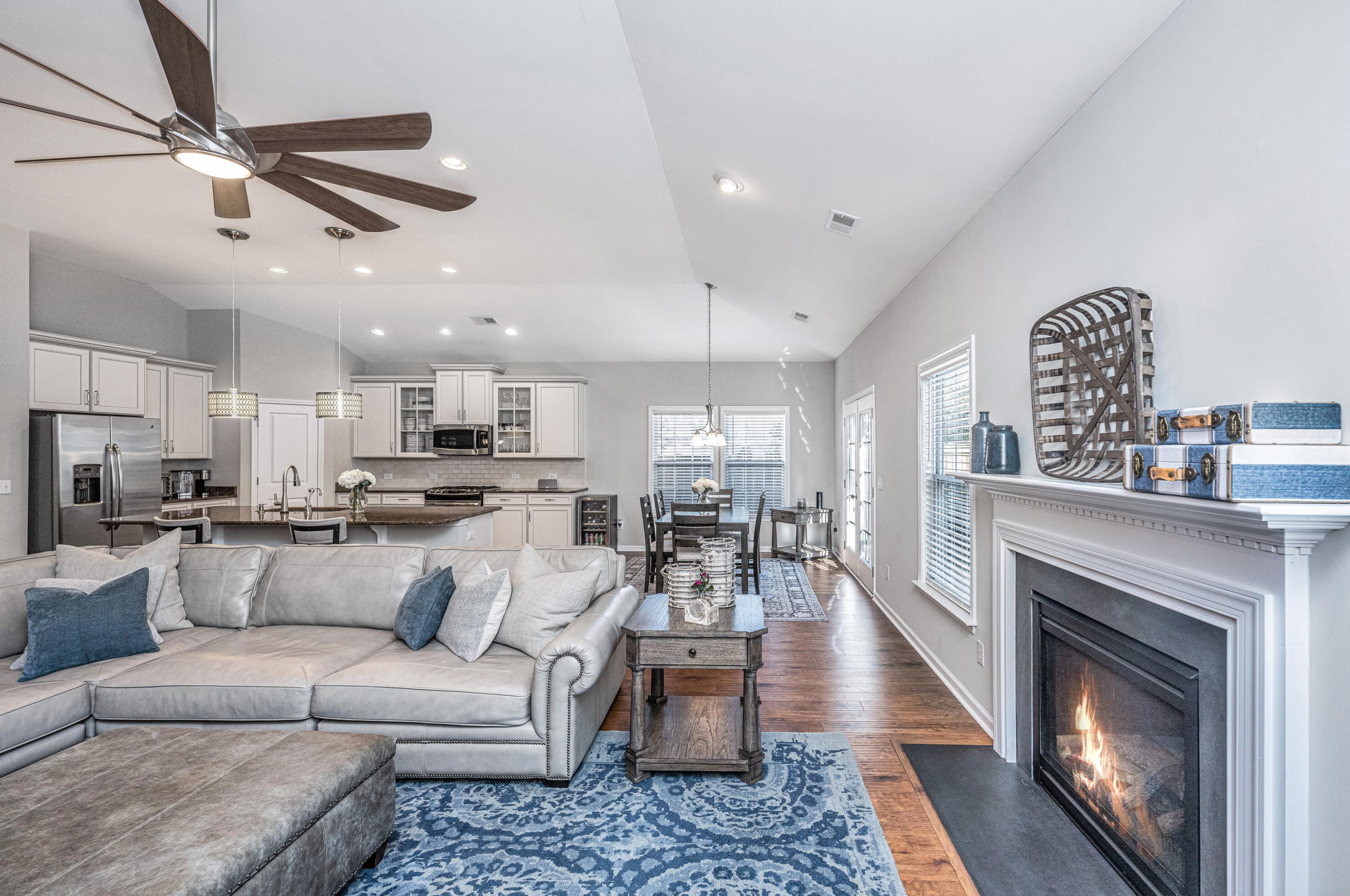 5459 Kings River Dr, Charleston SC  29420-7472 exterior