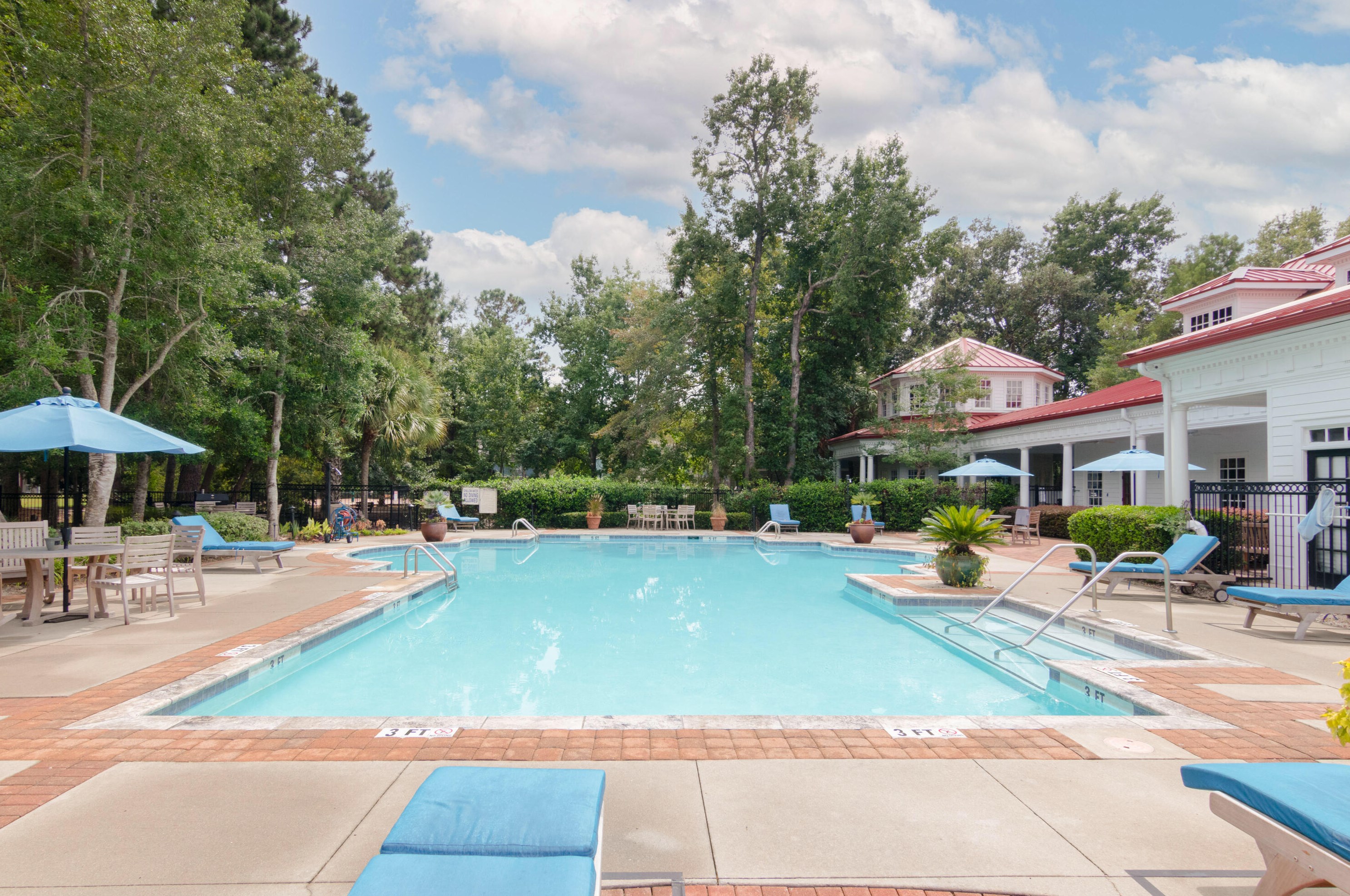 1611 Telfair Way, Charleston SC  29412-2379 exterior