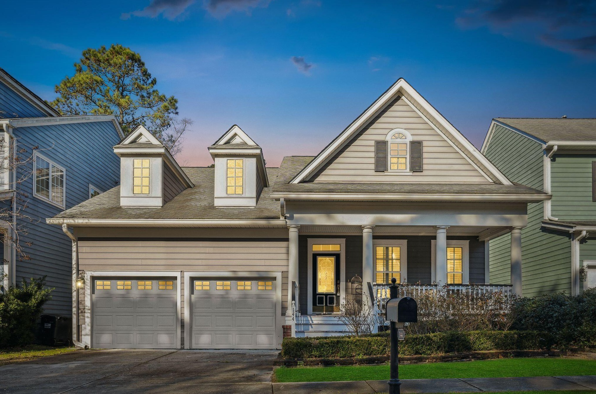 144 Ashley Bluffs Rd, Summerville SC  29485-6043 exterior