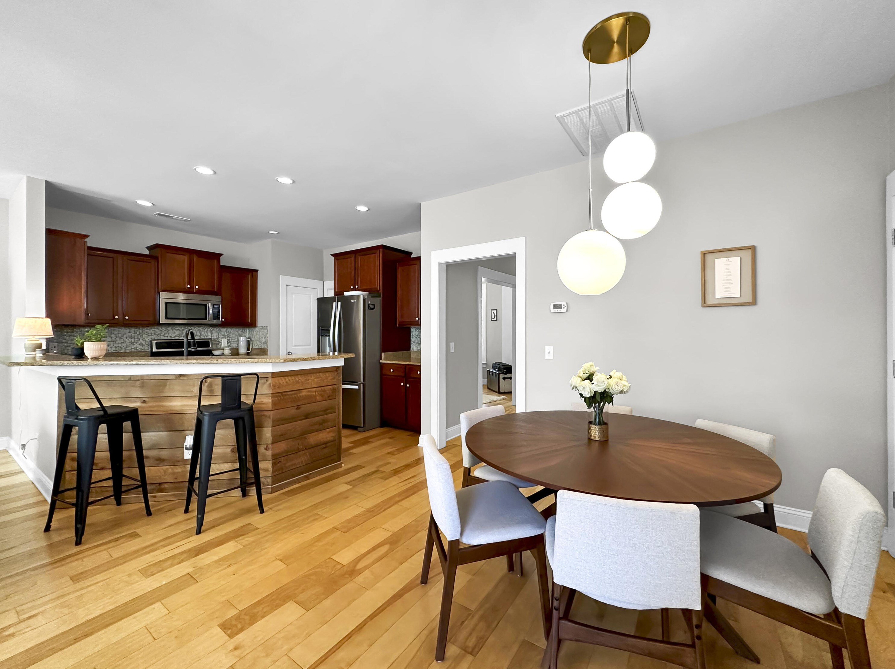 2565 Rutherford Way, Charleston SC  29414-6666 exterior