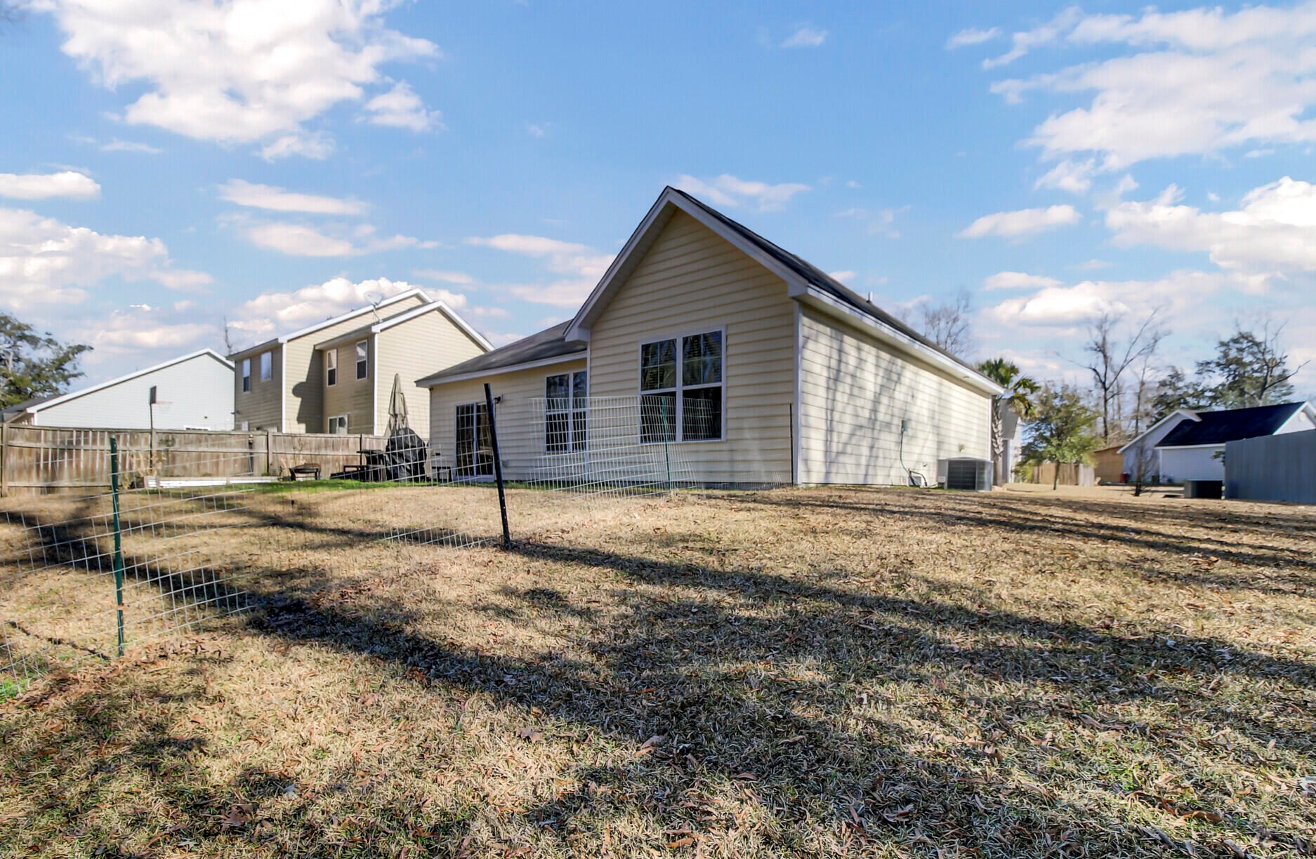 3024 Nantuckett Ave, Charleston SC  29420-8973 exterior
