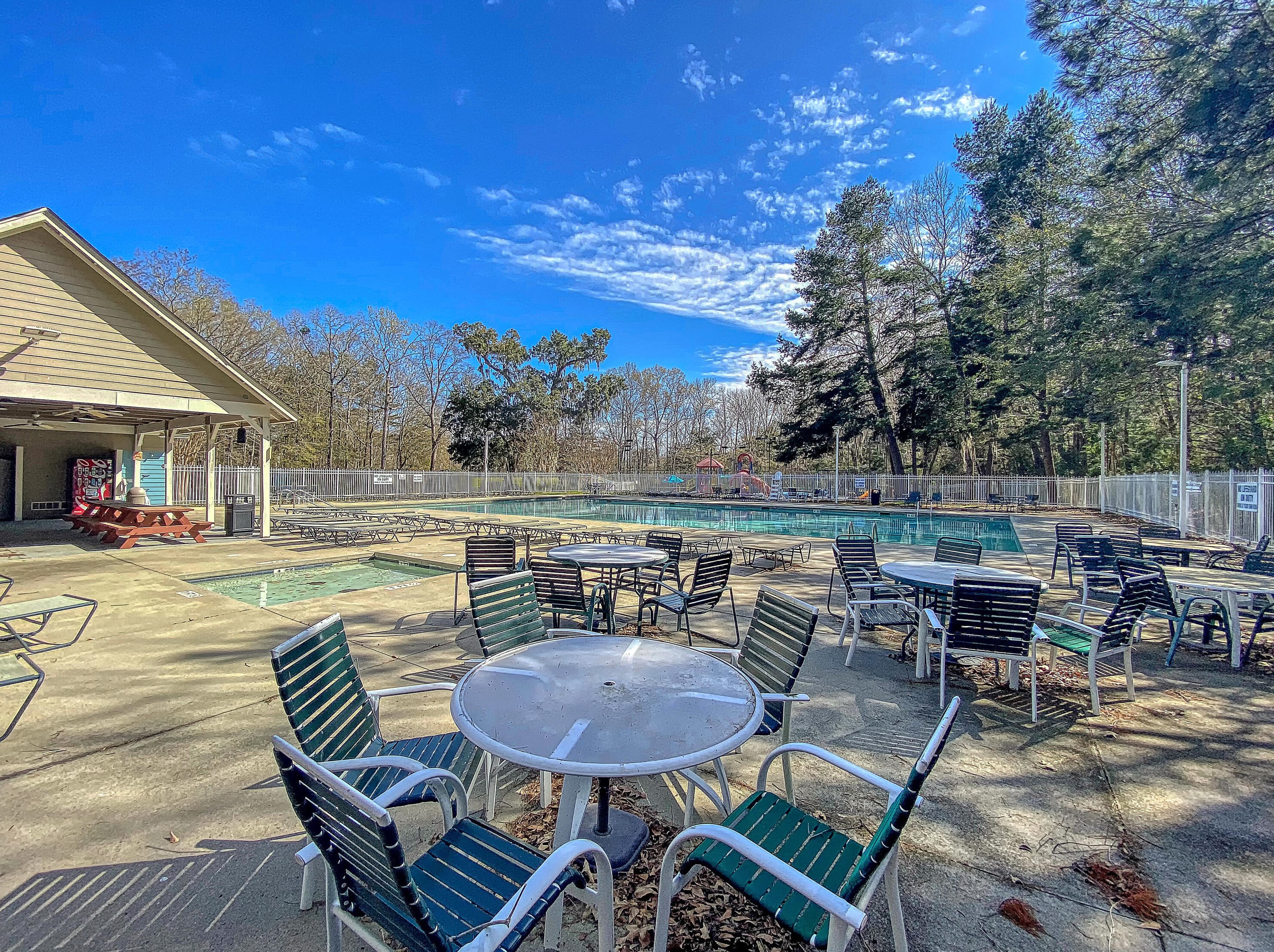 8653 Laurel Grove Ln, Charleston SC  29420-6814 exterior