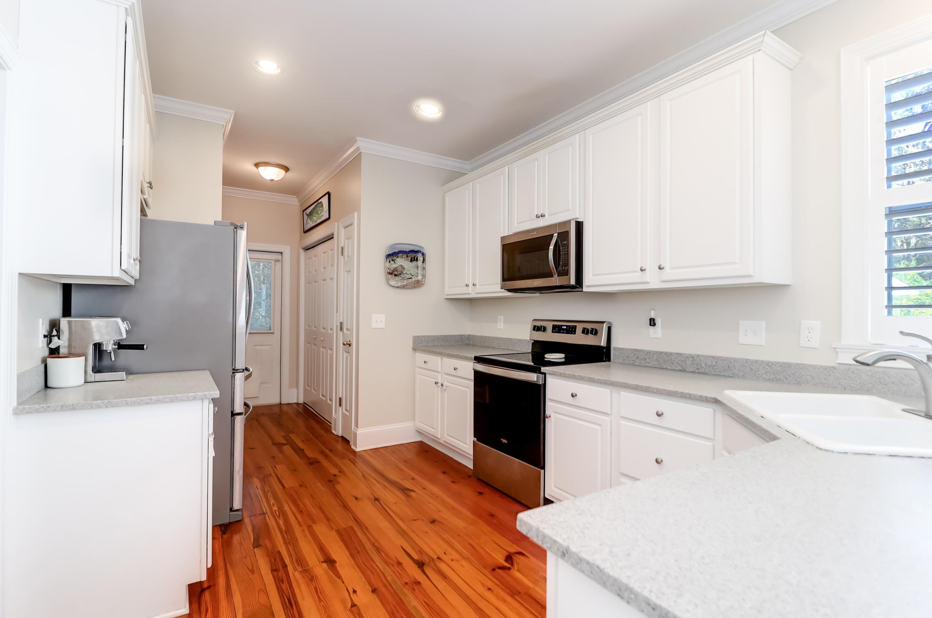 501 Shem Butler Ct, Charleston SC  29414-7149 exterior