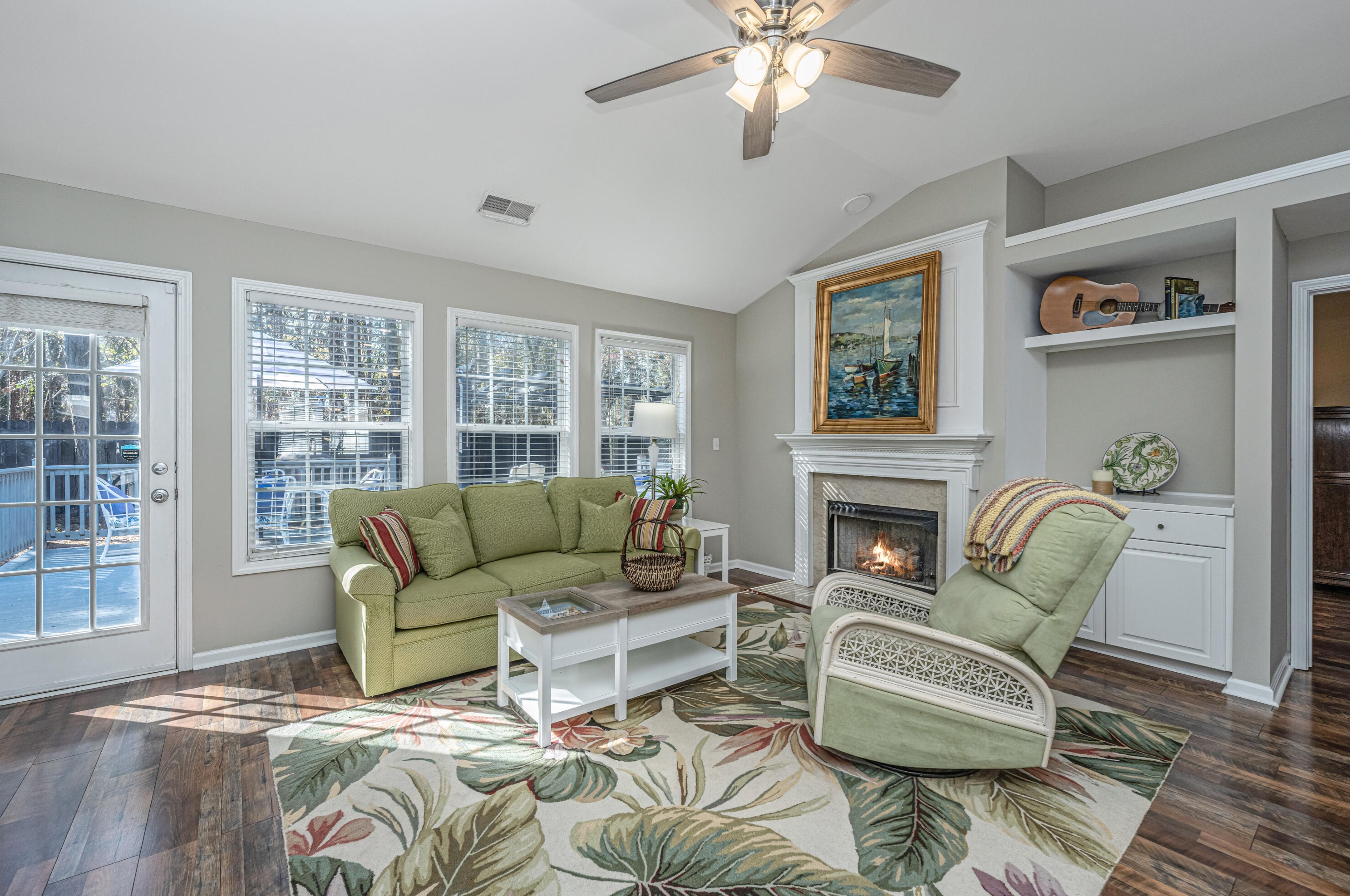 1427 Harbor Mist Ct, Charleston SC  29492-8097 exterior