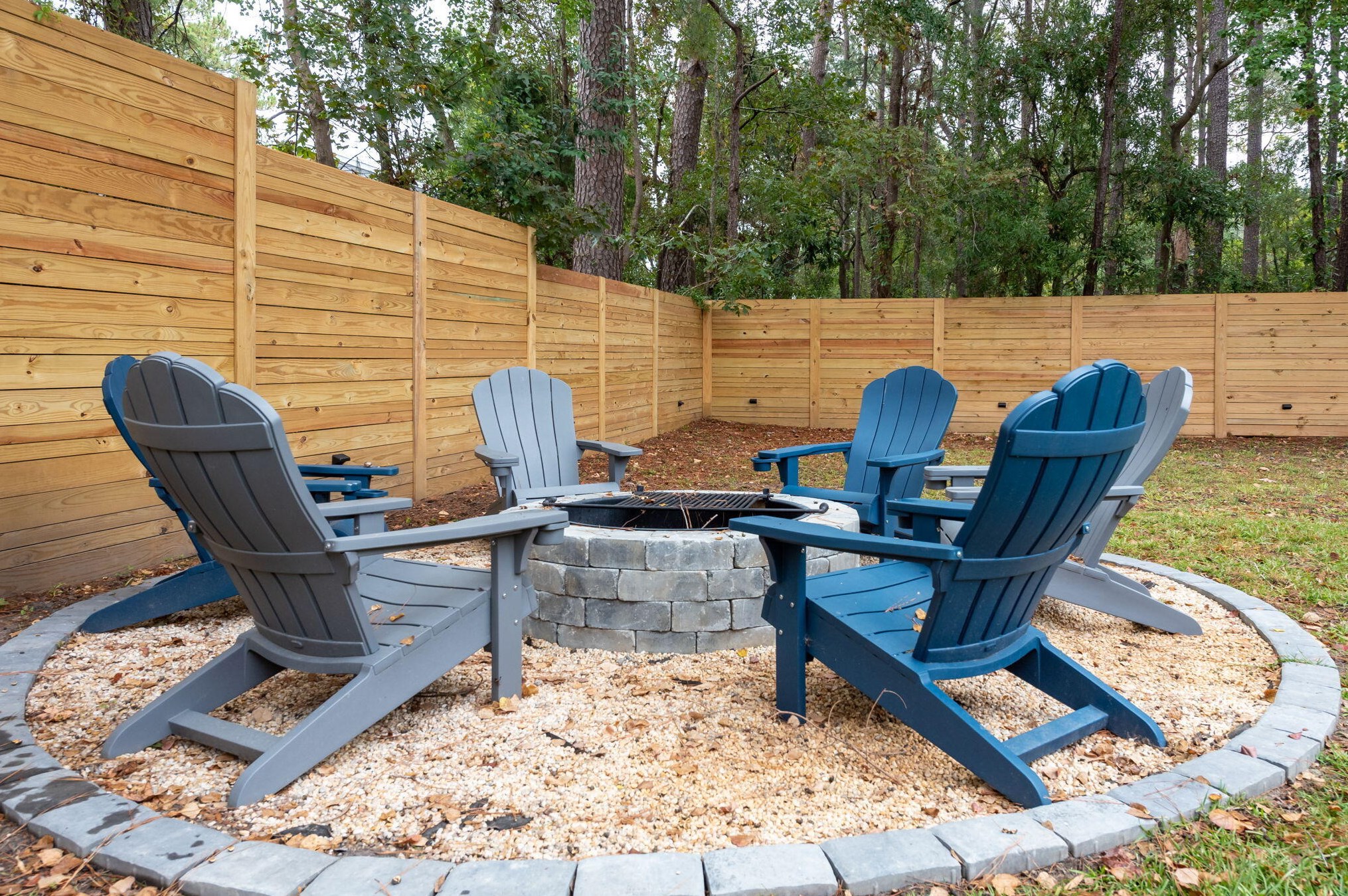 8704 Jenny Lind St, Charleston SC 29406-9085 exterior