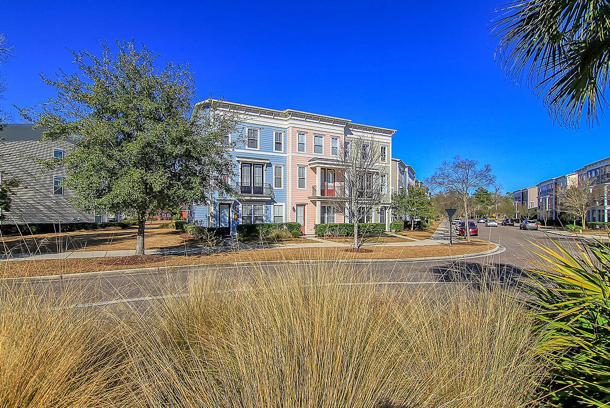 1565 Bluewater Way, Charleston SC  29414-7925 exterior