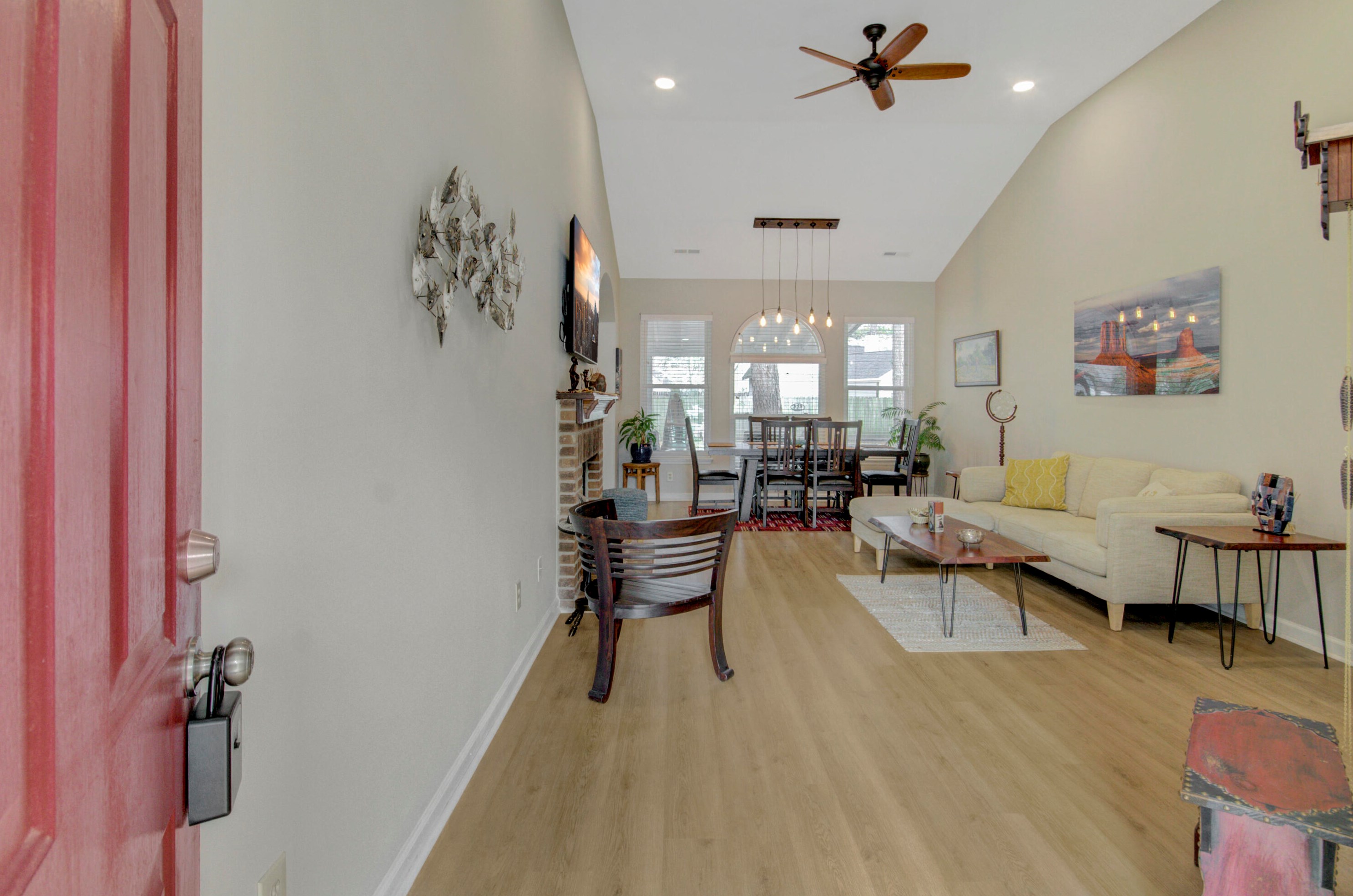 102 Candover Ct, Summerville SC  29485-4089 exterior