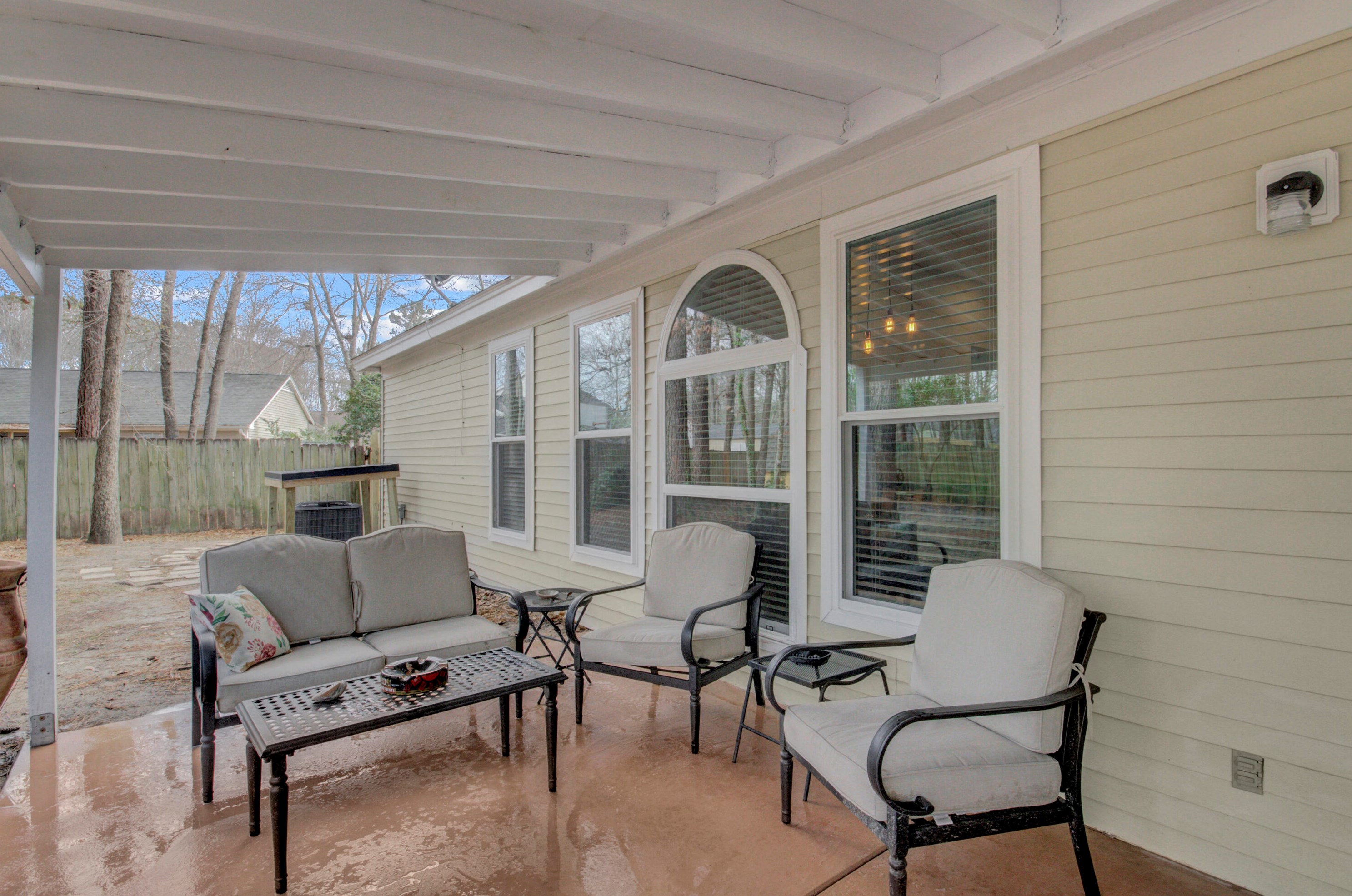 102 Candover Ct, Summerville SC  29485-4089 exterior