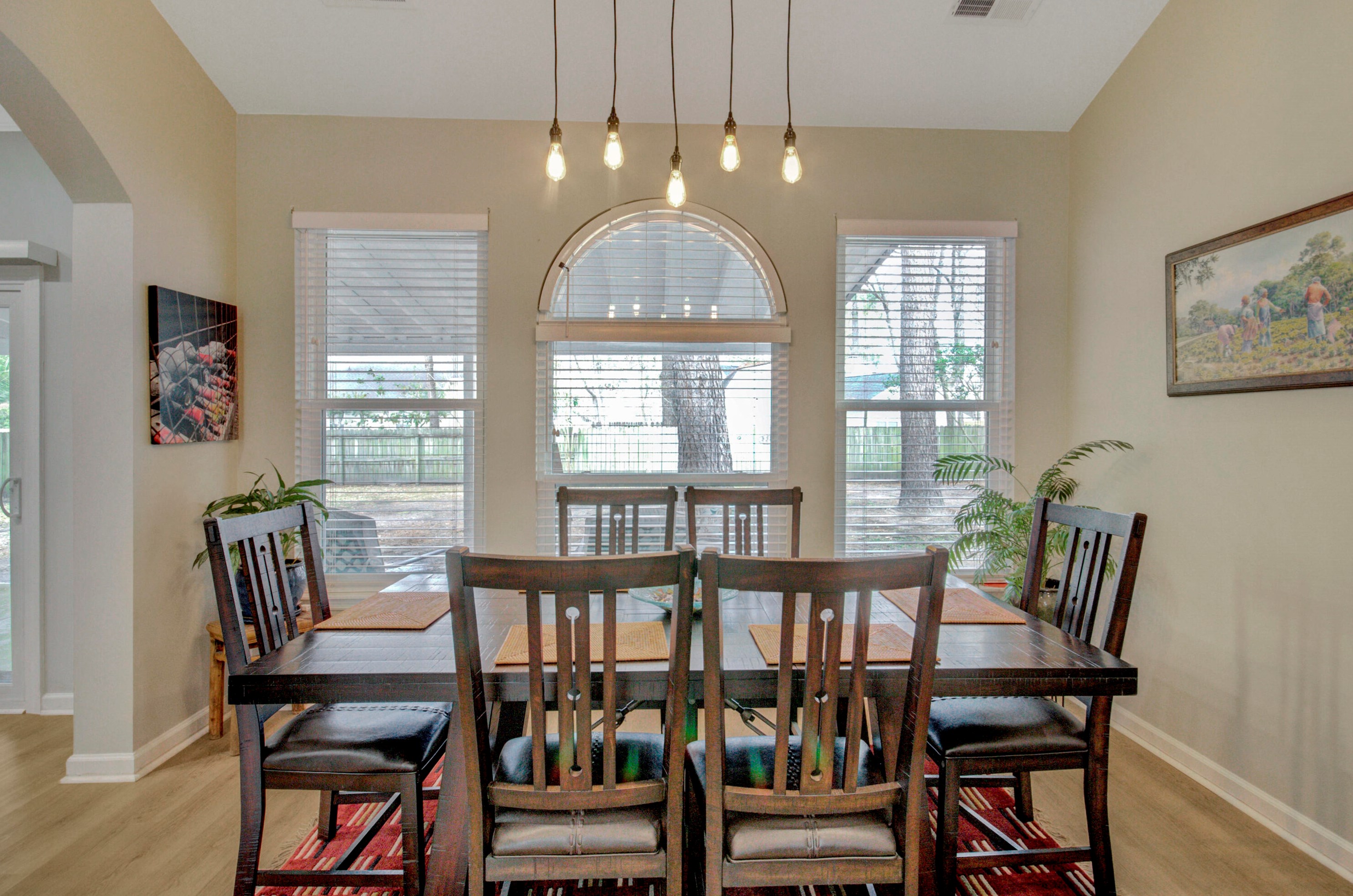 102 Candover Ct, Summerville SC  29485-4089 exterior