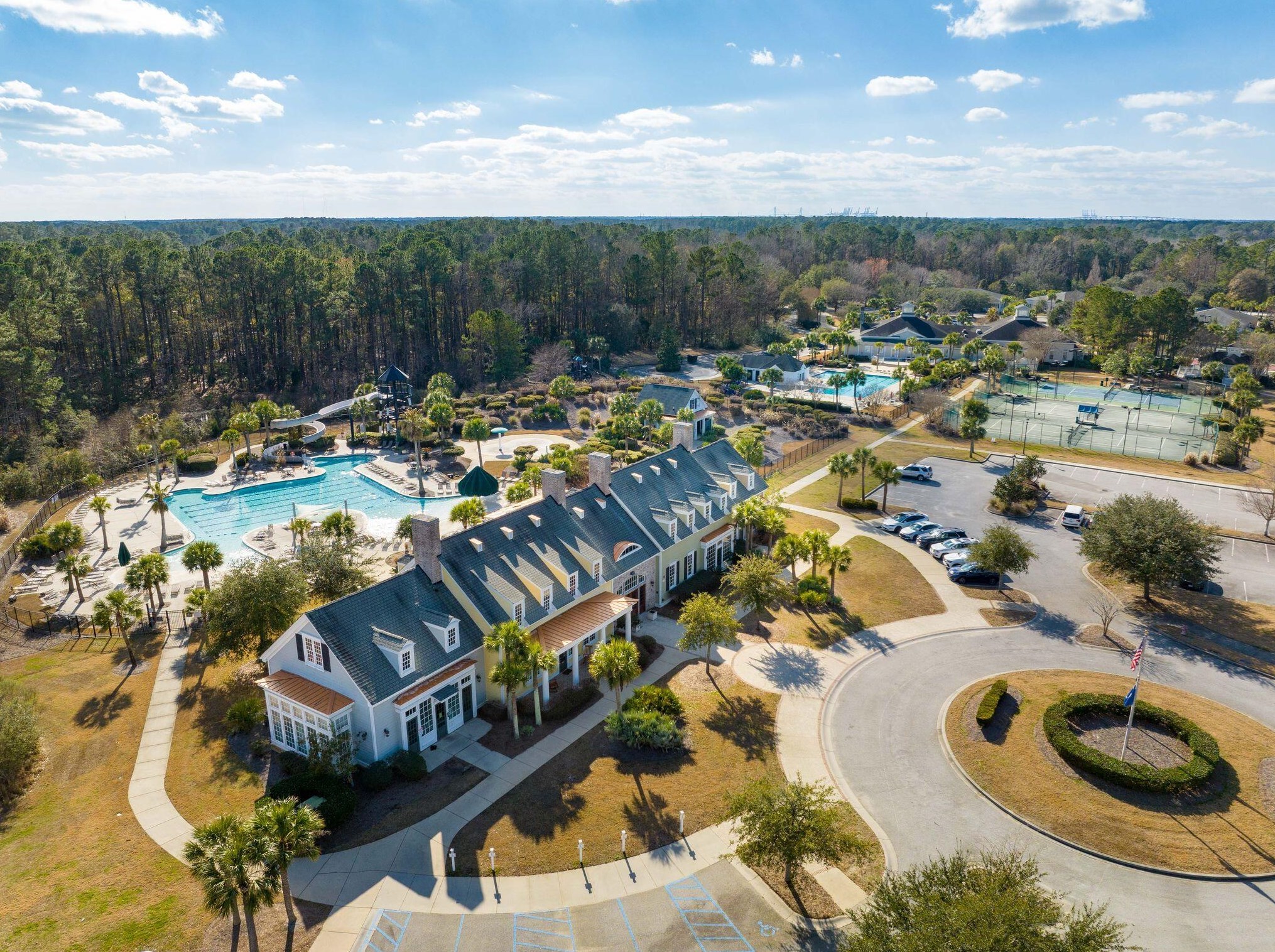 3004 Pignatelli Cres, Mount Pleasant SC  29466-8009 exterior