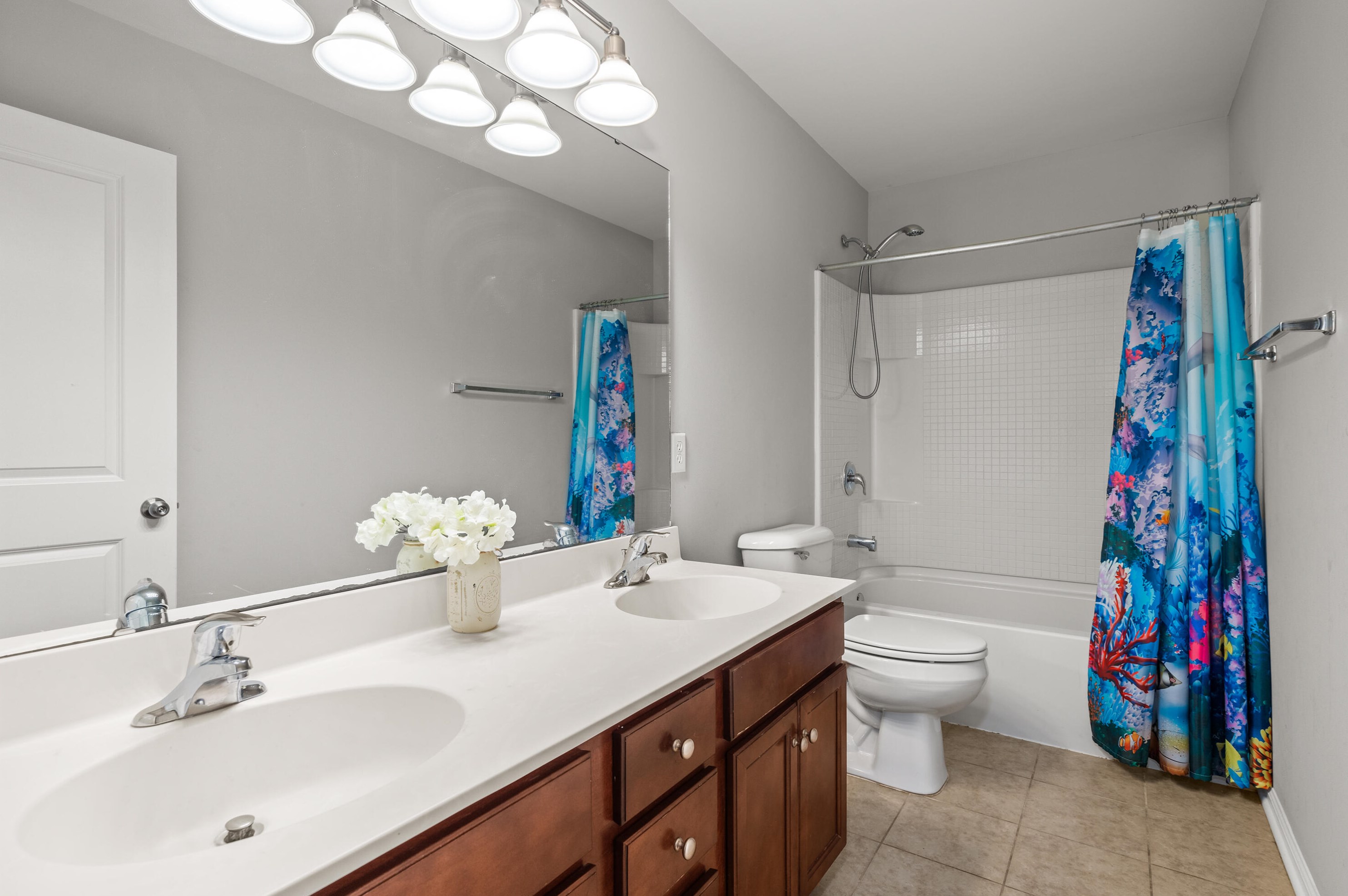 202 Decatur Dr, Summerville SC  29483-5342 exterior