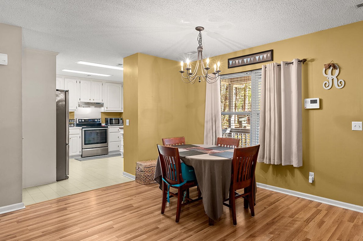 102 Dowling Ave, Walterboro SC  29488-3801 exterior