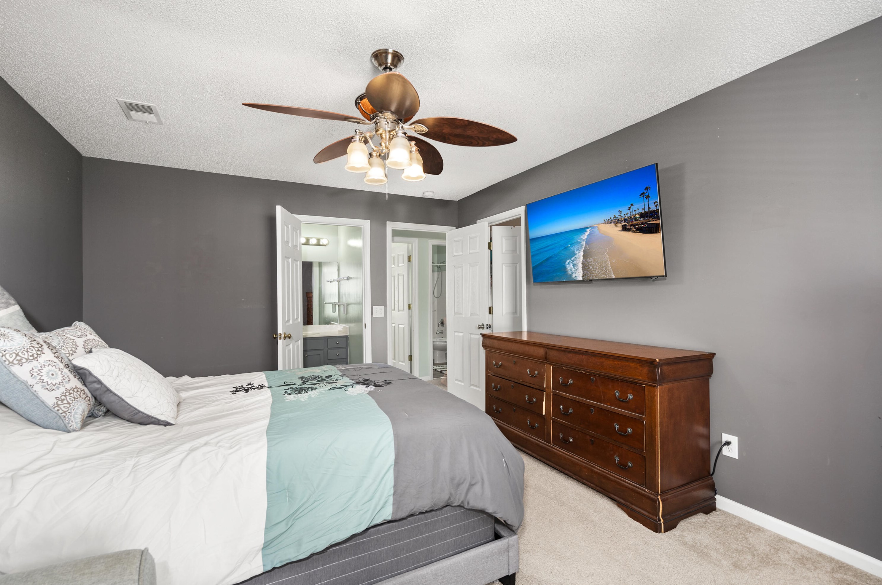 2012 Bearclaw Dr, Charleston SC  29445-4748 exterior