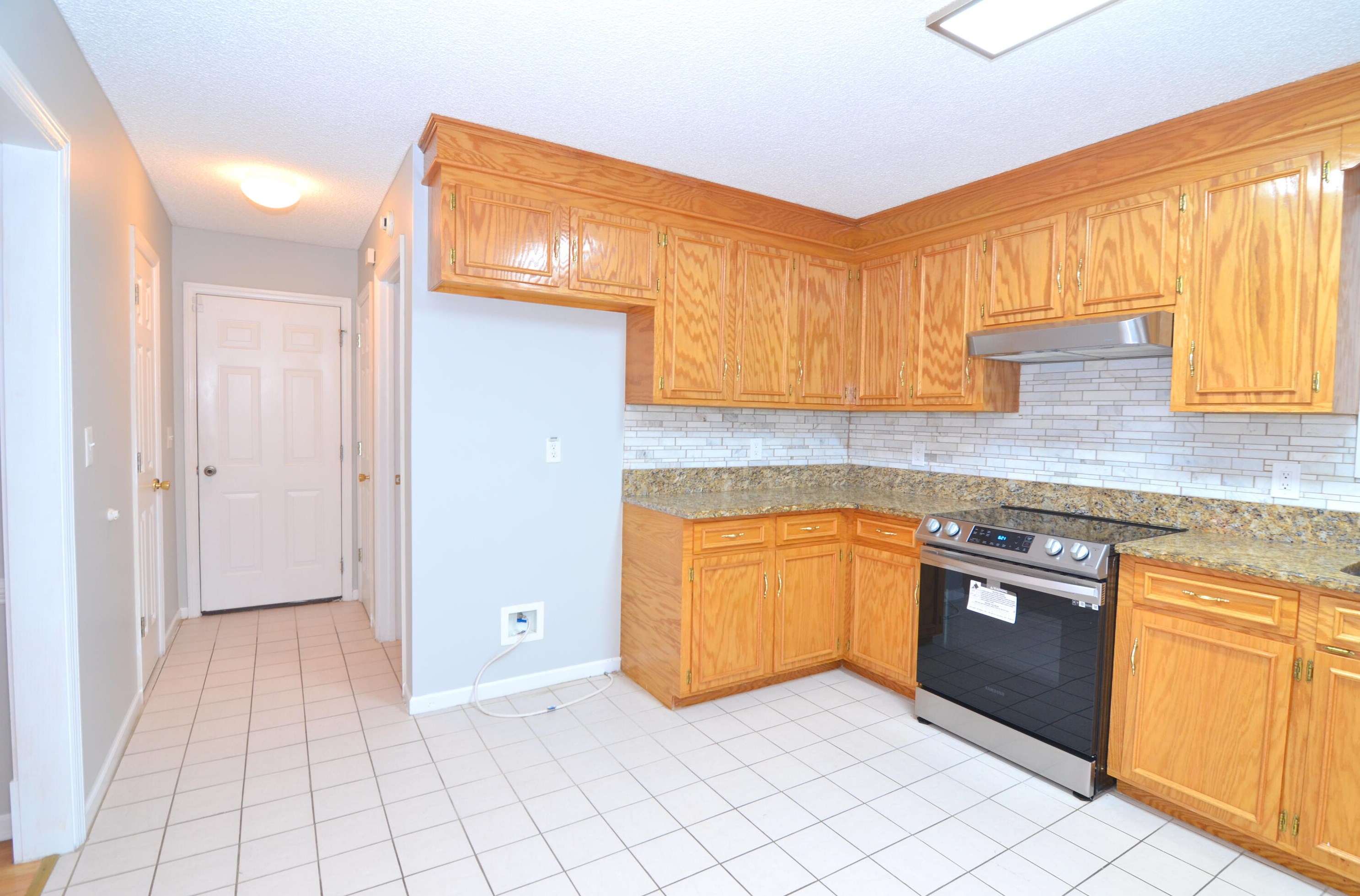 116 Jillian Cir, Charleston SC  29445-7180 exterior