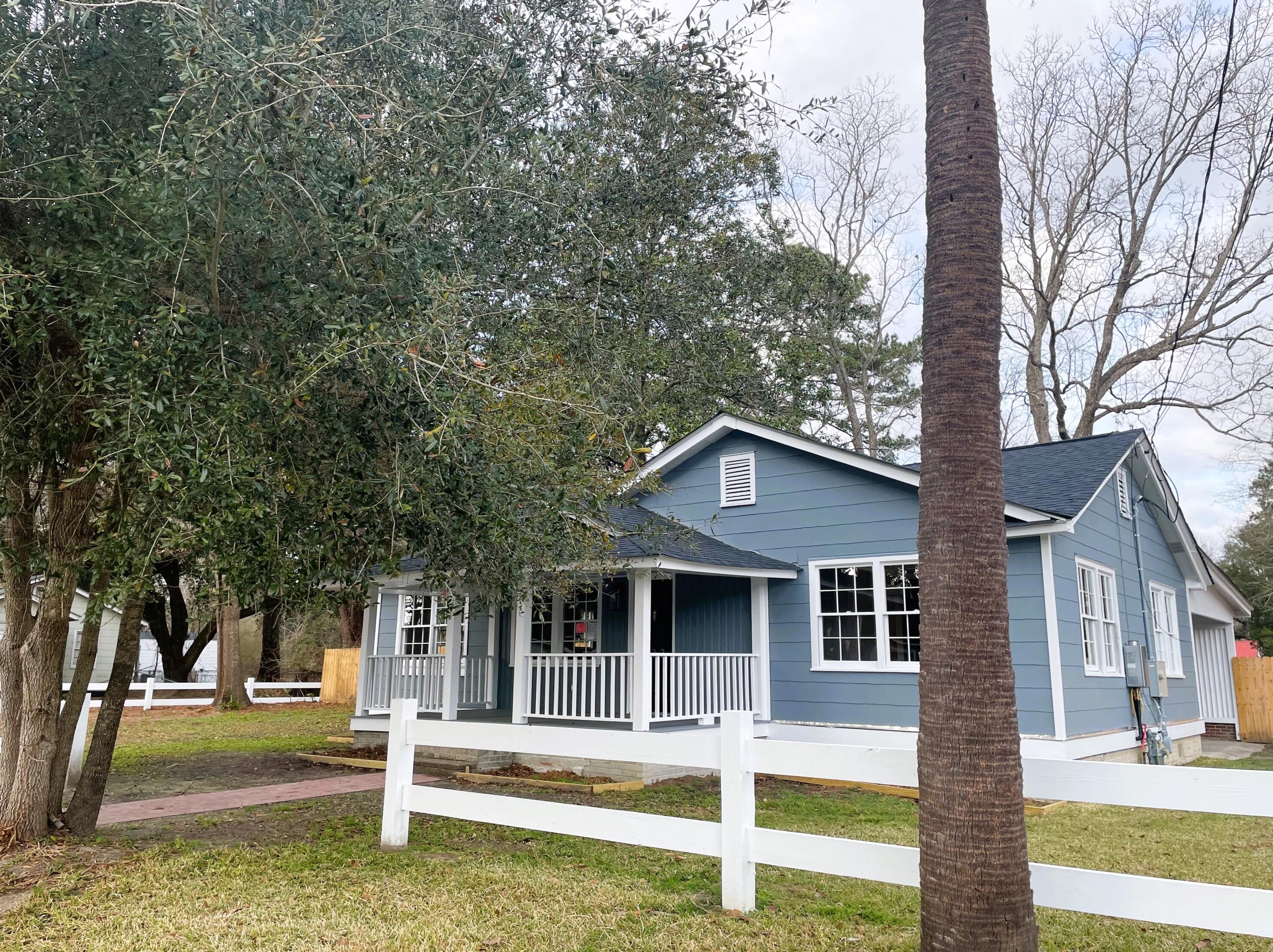 223 Hayden St, Walterboro SC  29488-4224 exterior