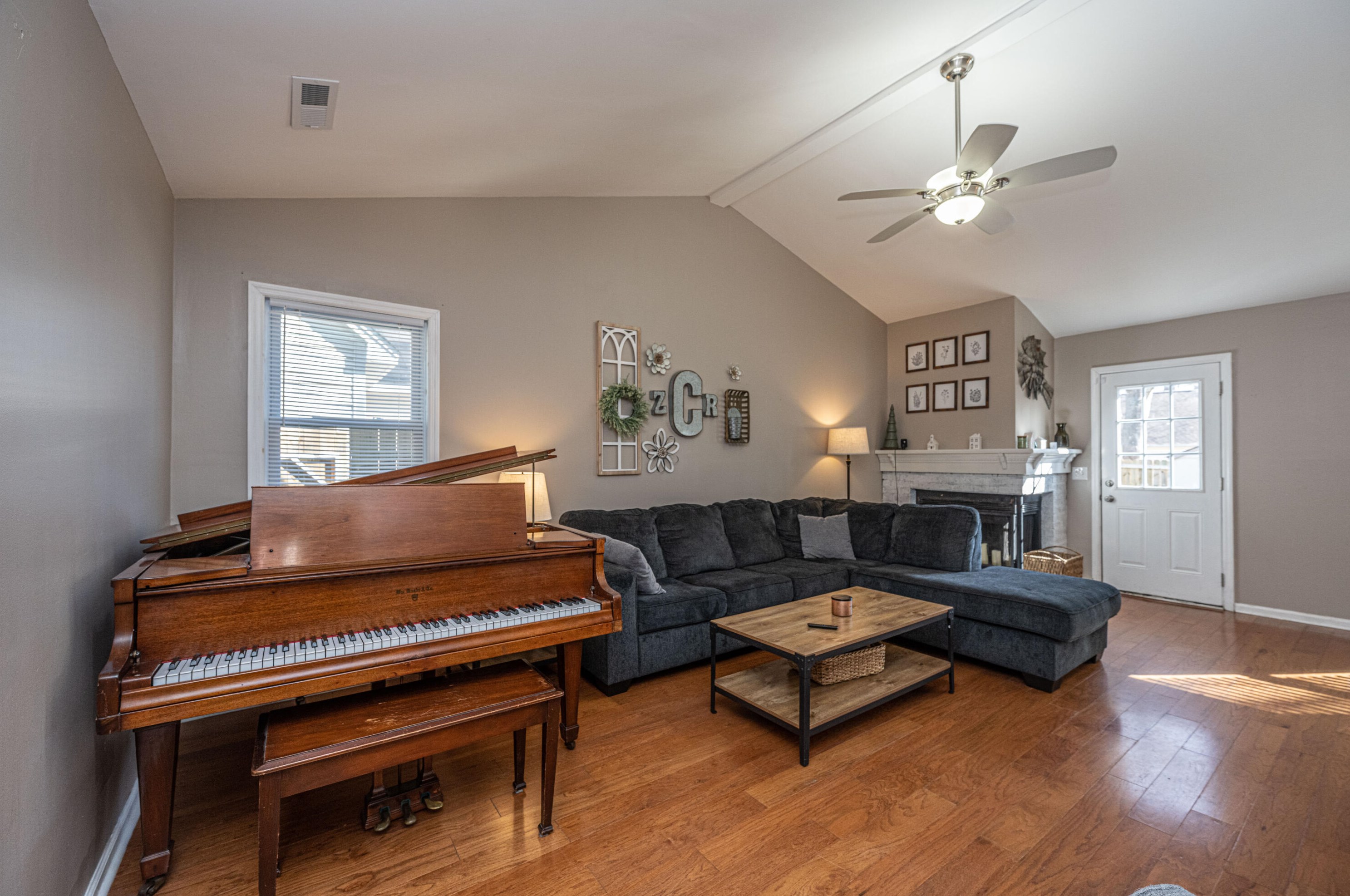 257 Alston Cir, Charleston SC  29445-7502 exterior