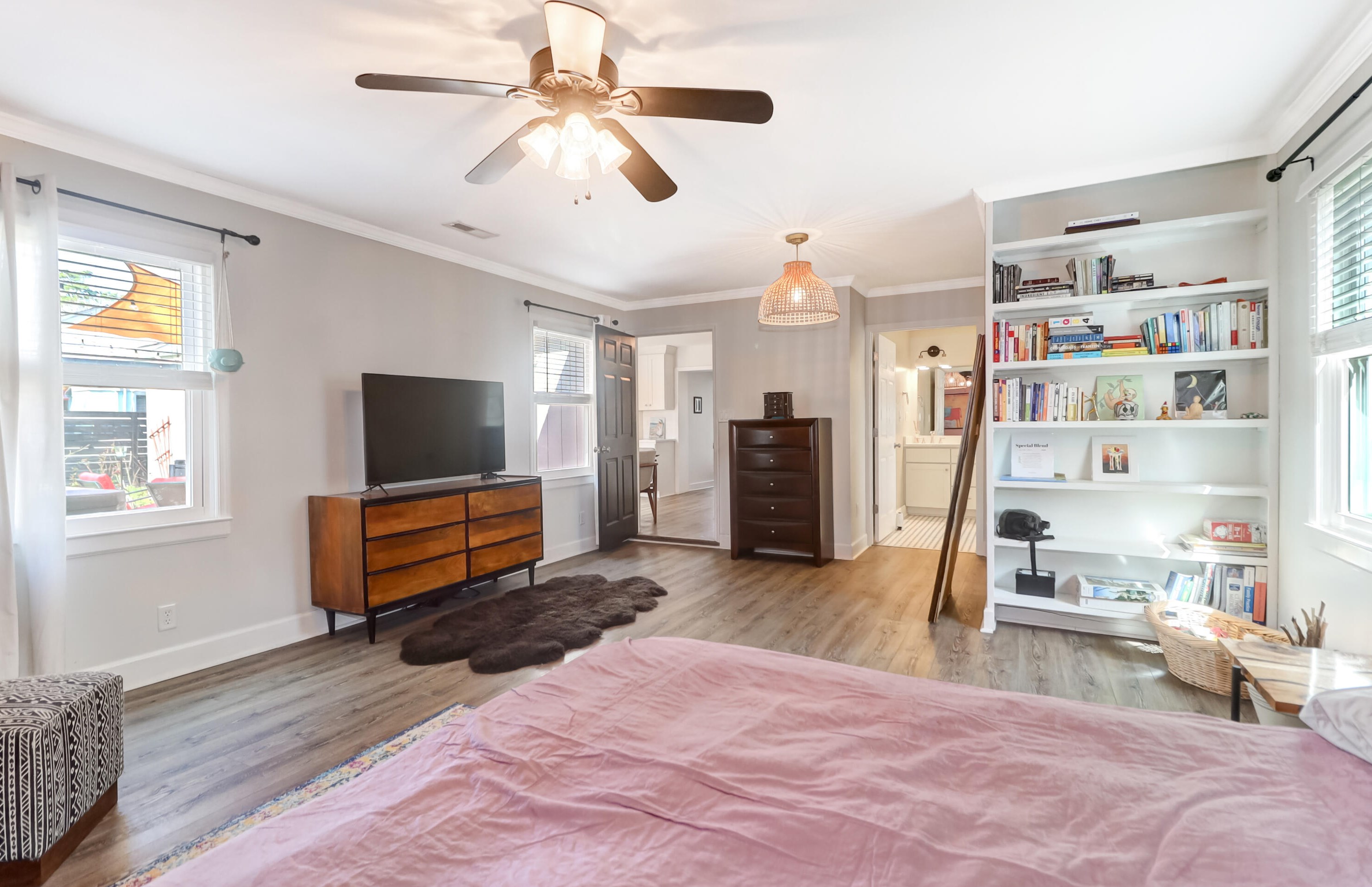 1247 Sunset Dr, Charleston SC  29407-7752 exterior