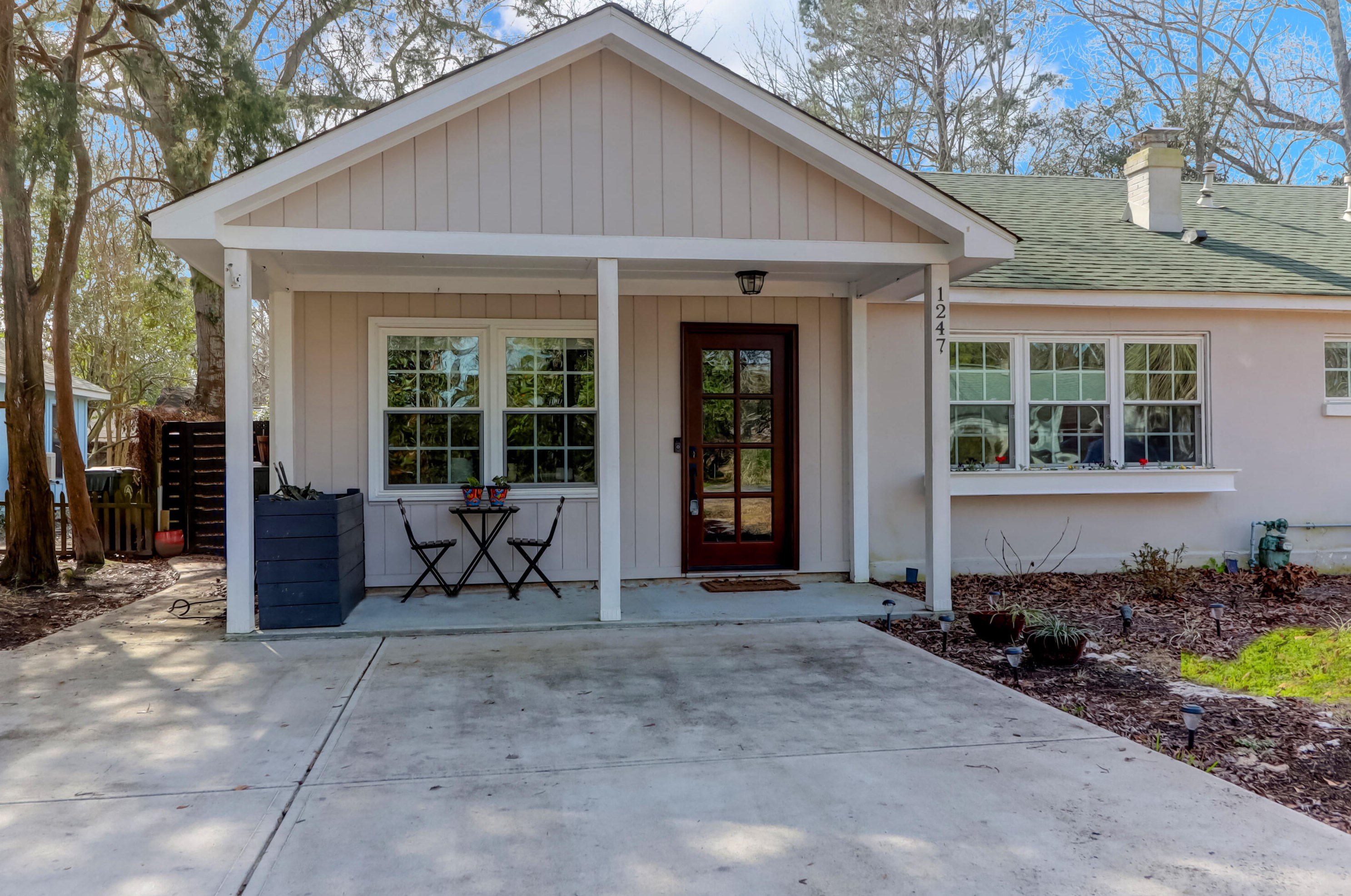 1247 Sunset Dr, Charleston SC  29407-7752 exterior