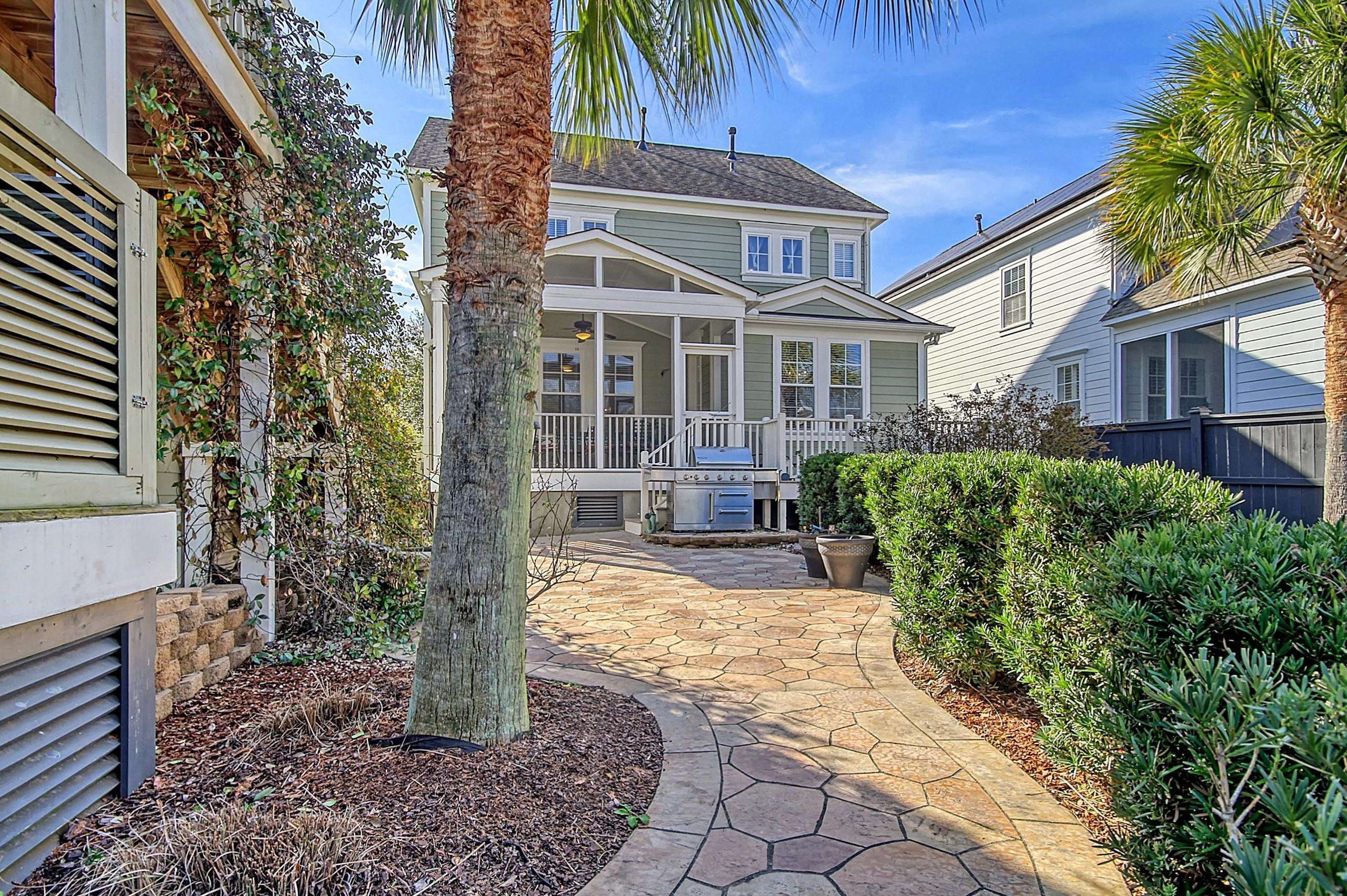 1787 Pierce St, Charleston SC  29492-8476 exterior