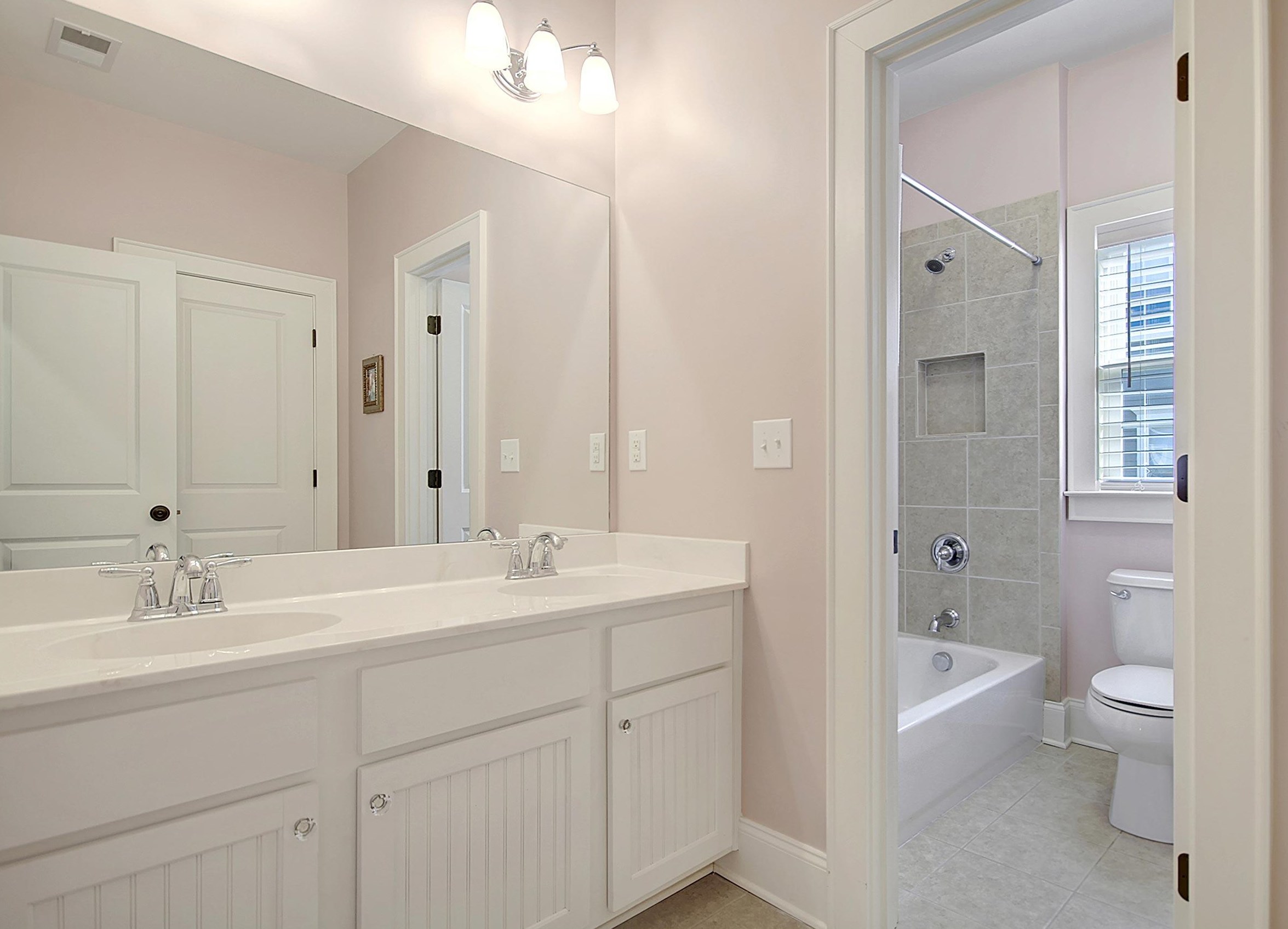 1787 Pierce St, Charleston SC  29492-8476 exterior