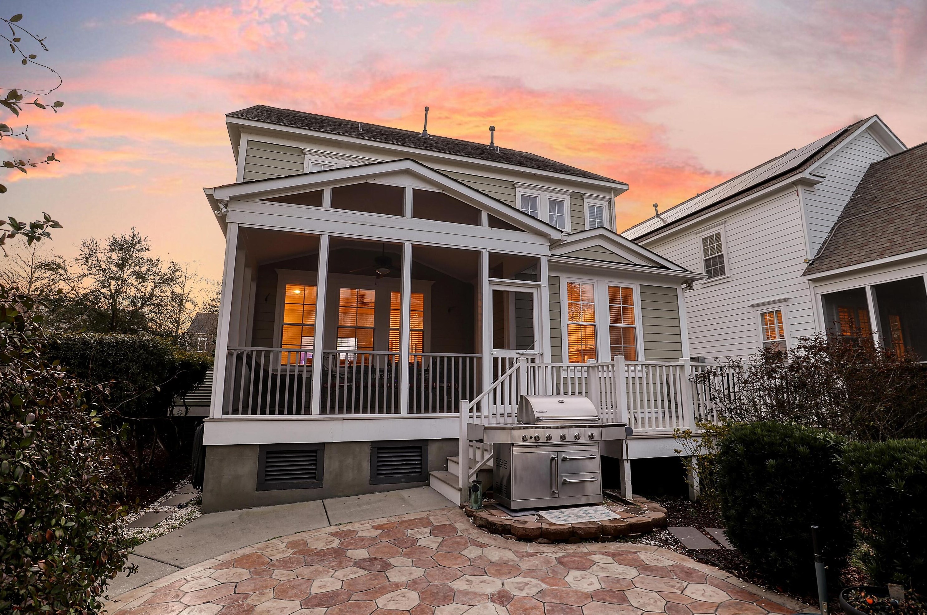 1787 Pierce St, Charleston SC  29492-8476 exterior