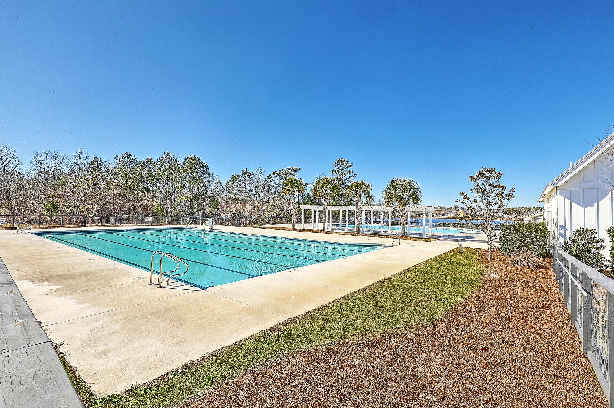 533 Pendleton Dr, Moncks Corner SC  29461-8872 exterior
