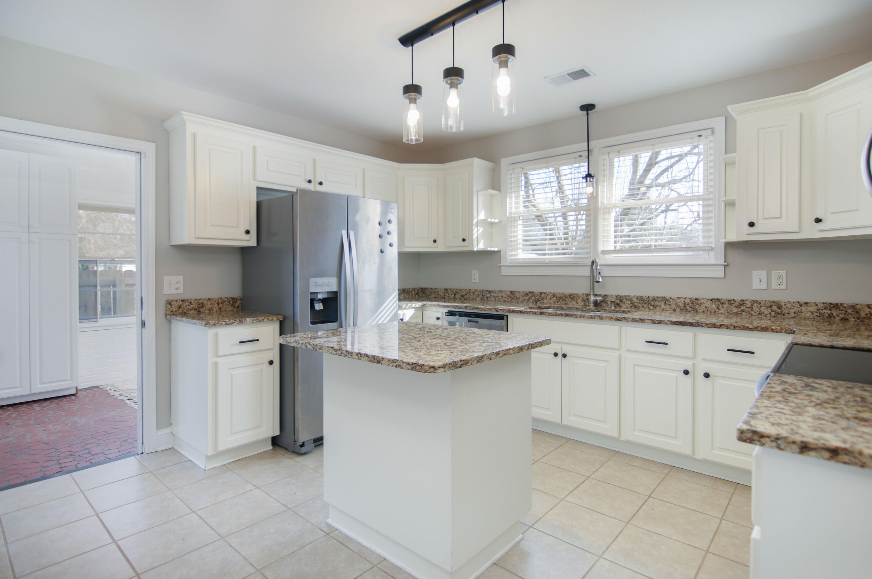 103 Read St, Moncks Corner SC  29461-4018 exterior