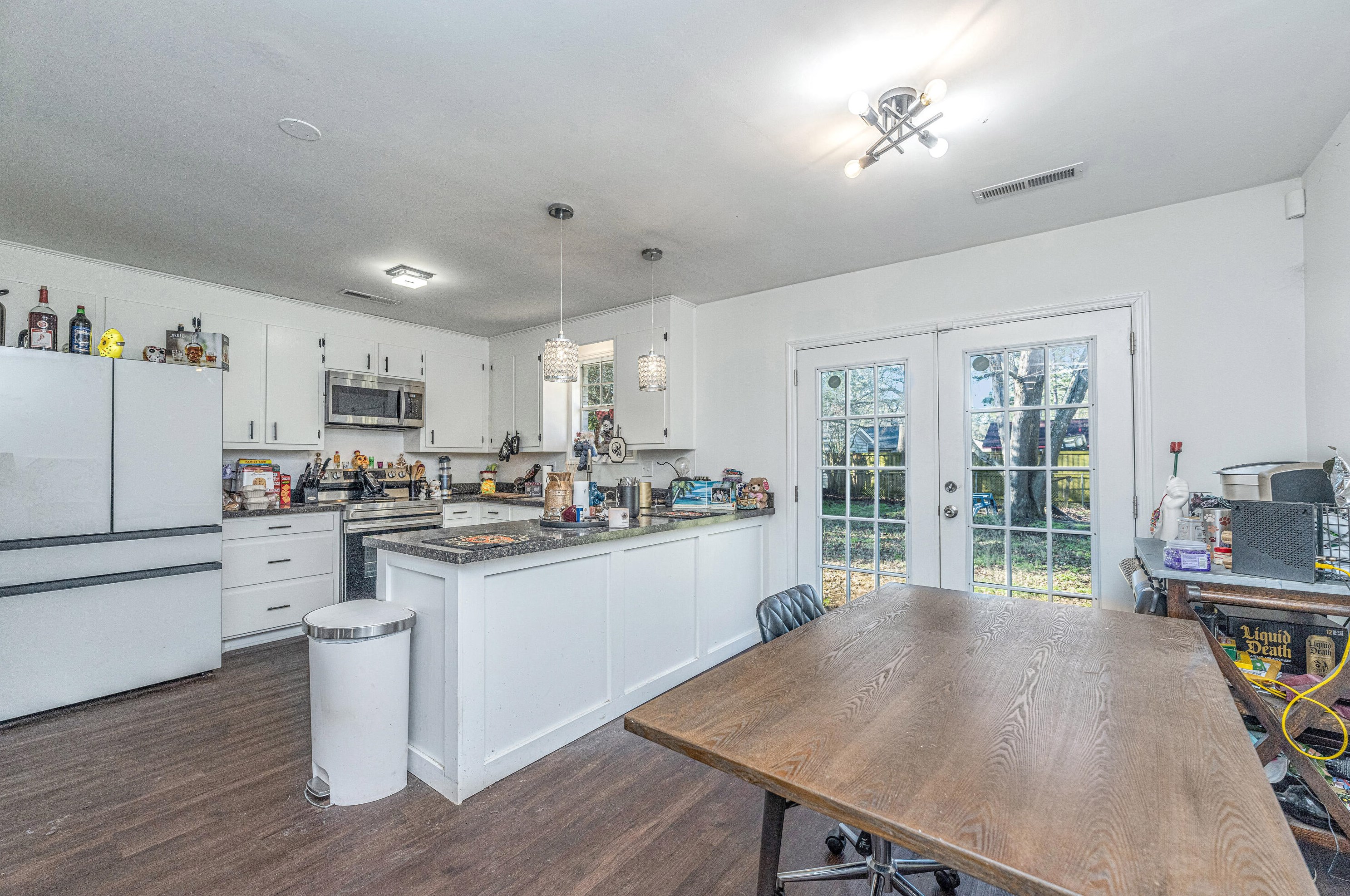 107 Bee St, Summerville SC  29483-2507 exterior
