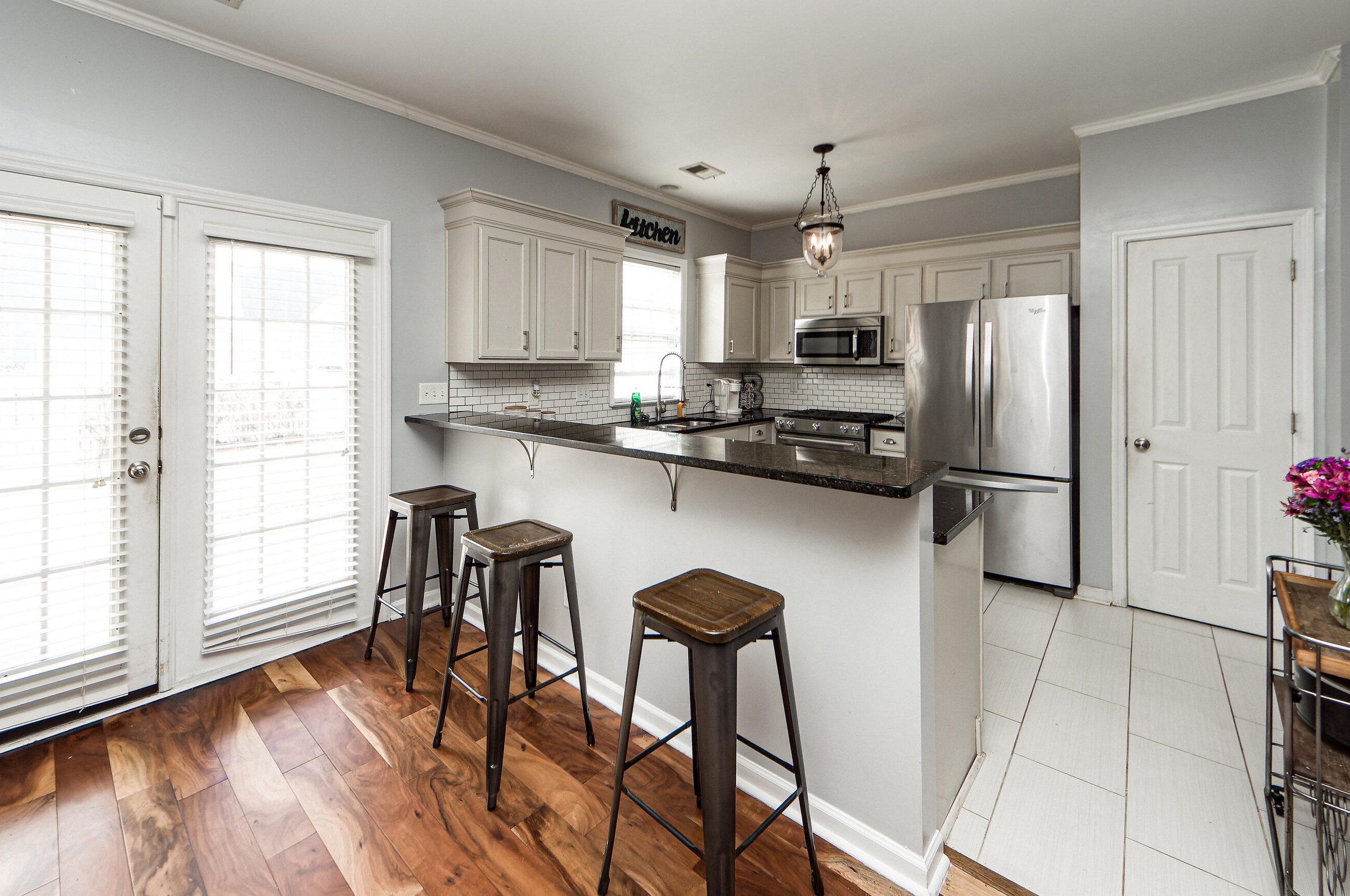 208 Dandelion St, Summerville SC  29483-5556 exterior