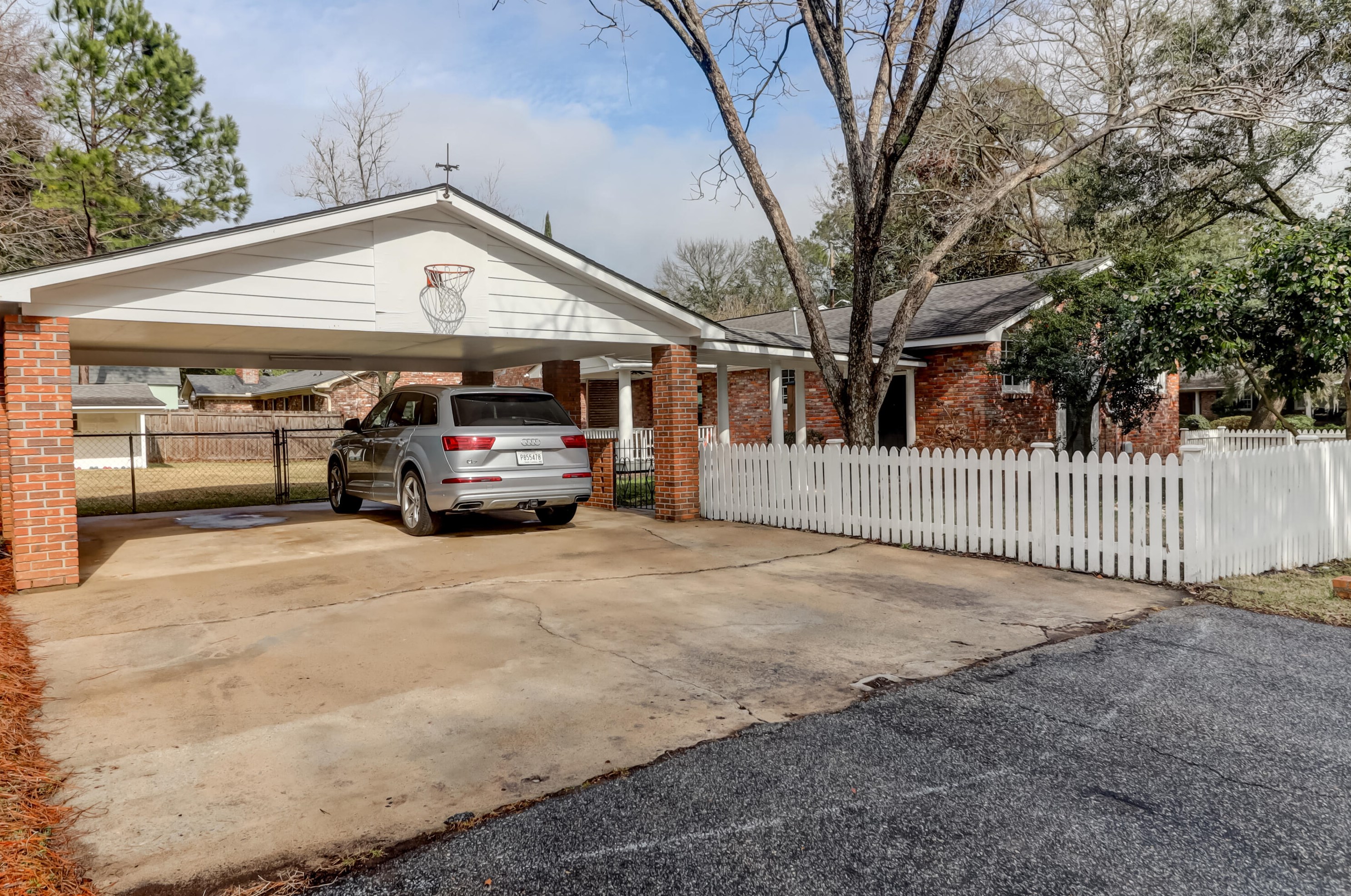 1581 Teague St, Charleston SC  29407-5022 exterior