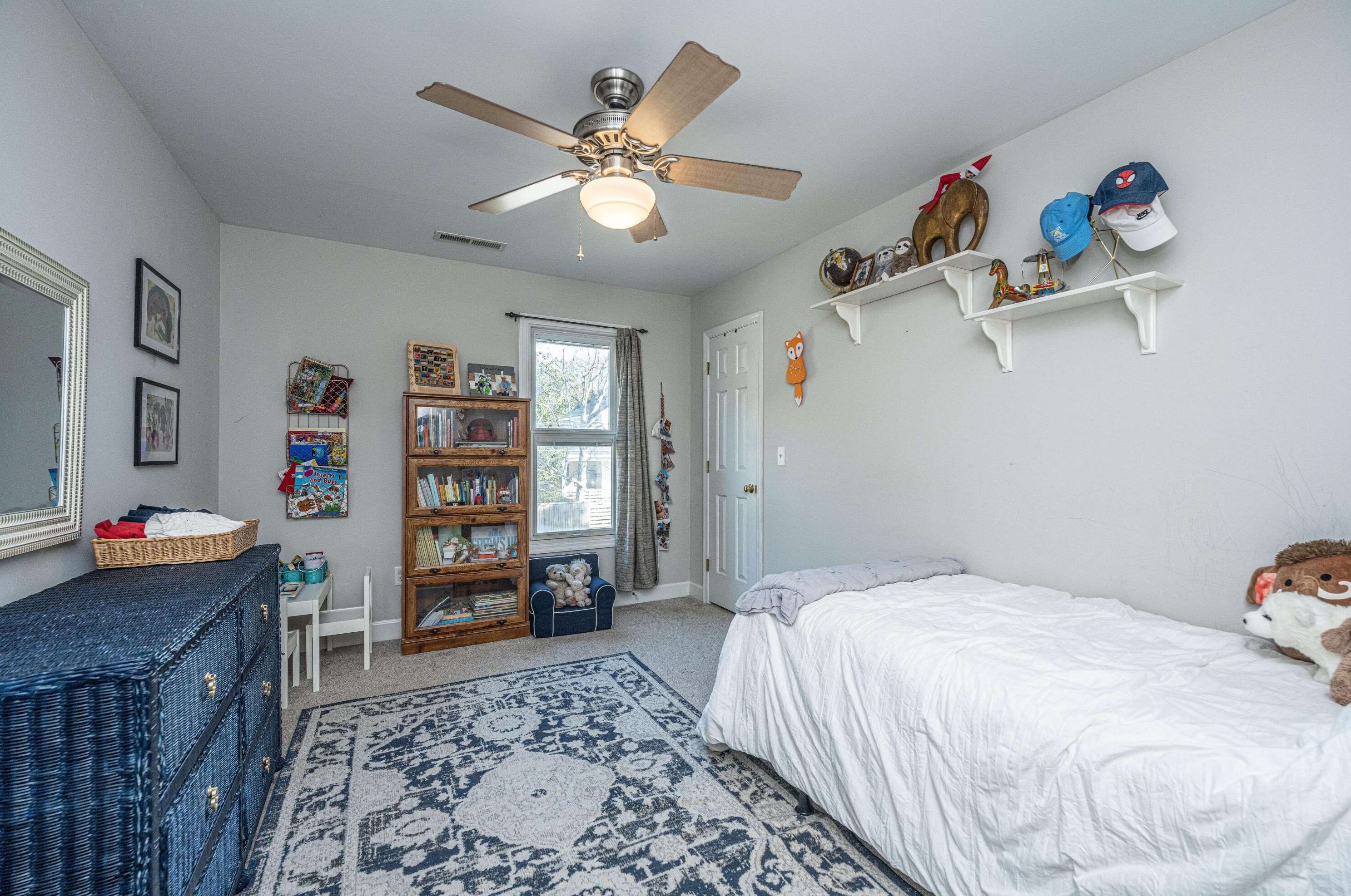 2211 Seroy St, Charleston SC  29412-2306 exterior