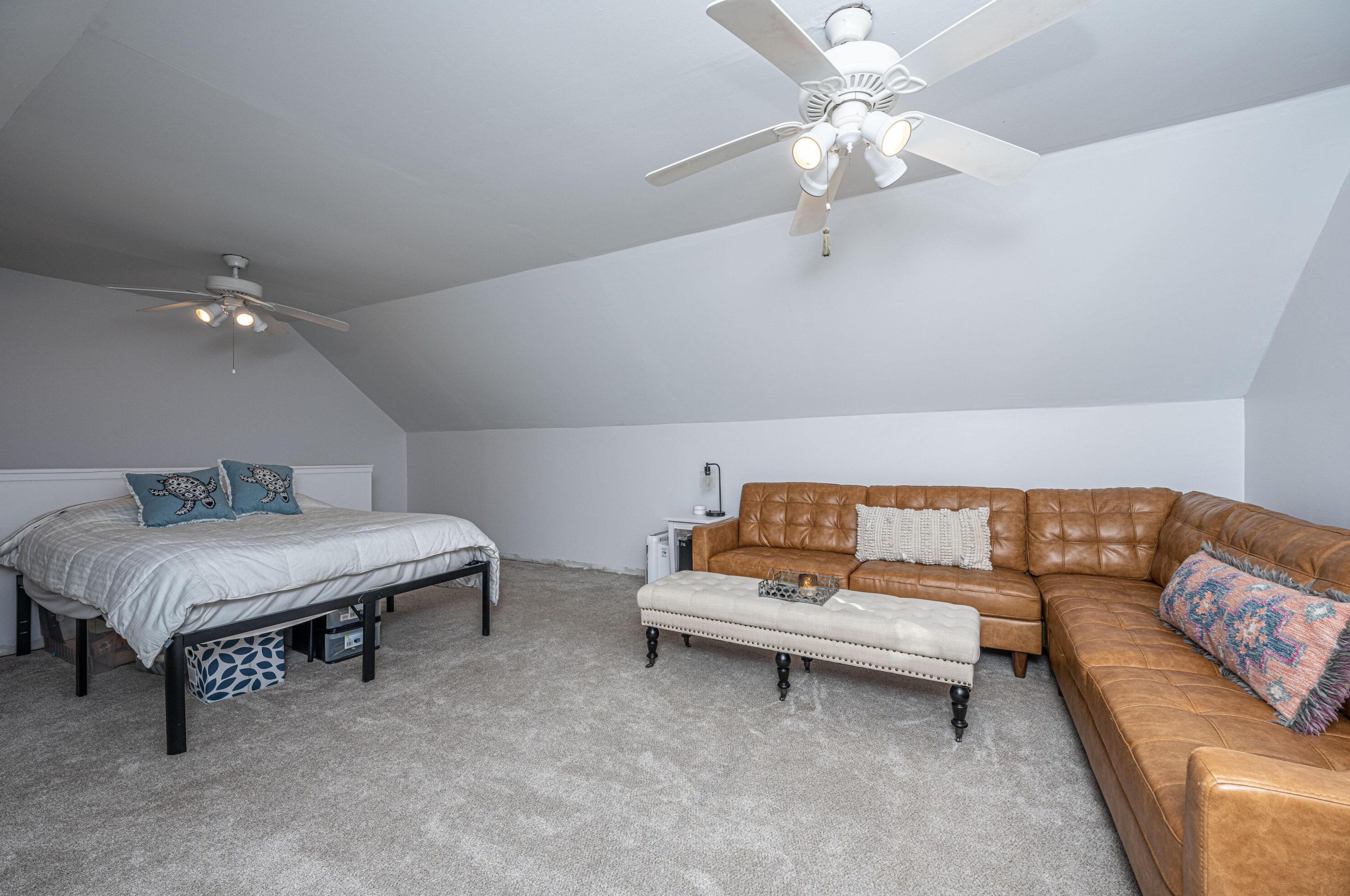 2211 Seroy St, Charleston SC  29412-2306 exterior