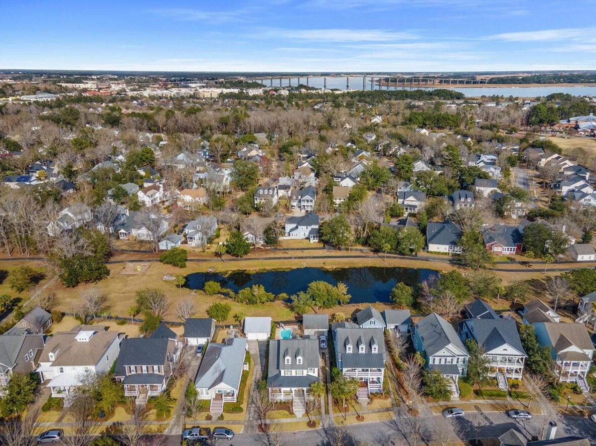 8037 Gibbon St, Charleston SC  29492-8351 exterior