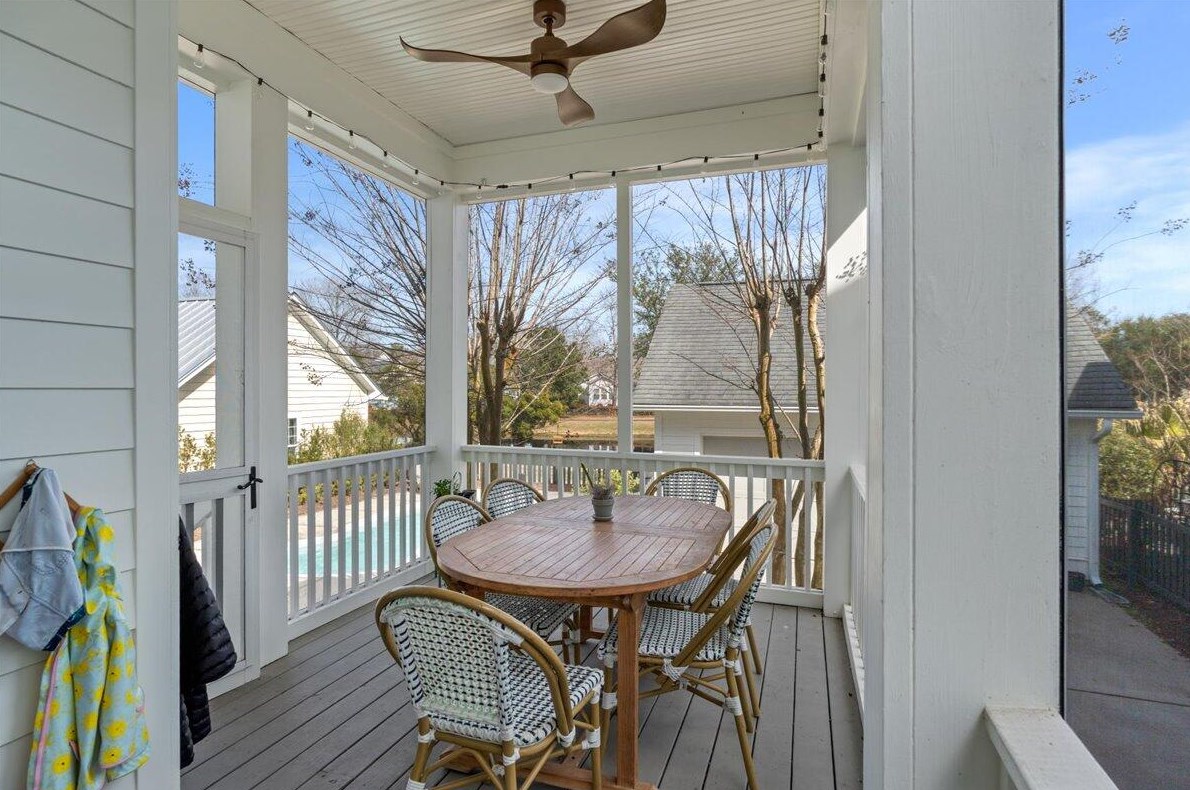 8037 Gibbon St, Charleston SC  29492-8351 exterior