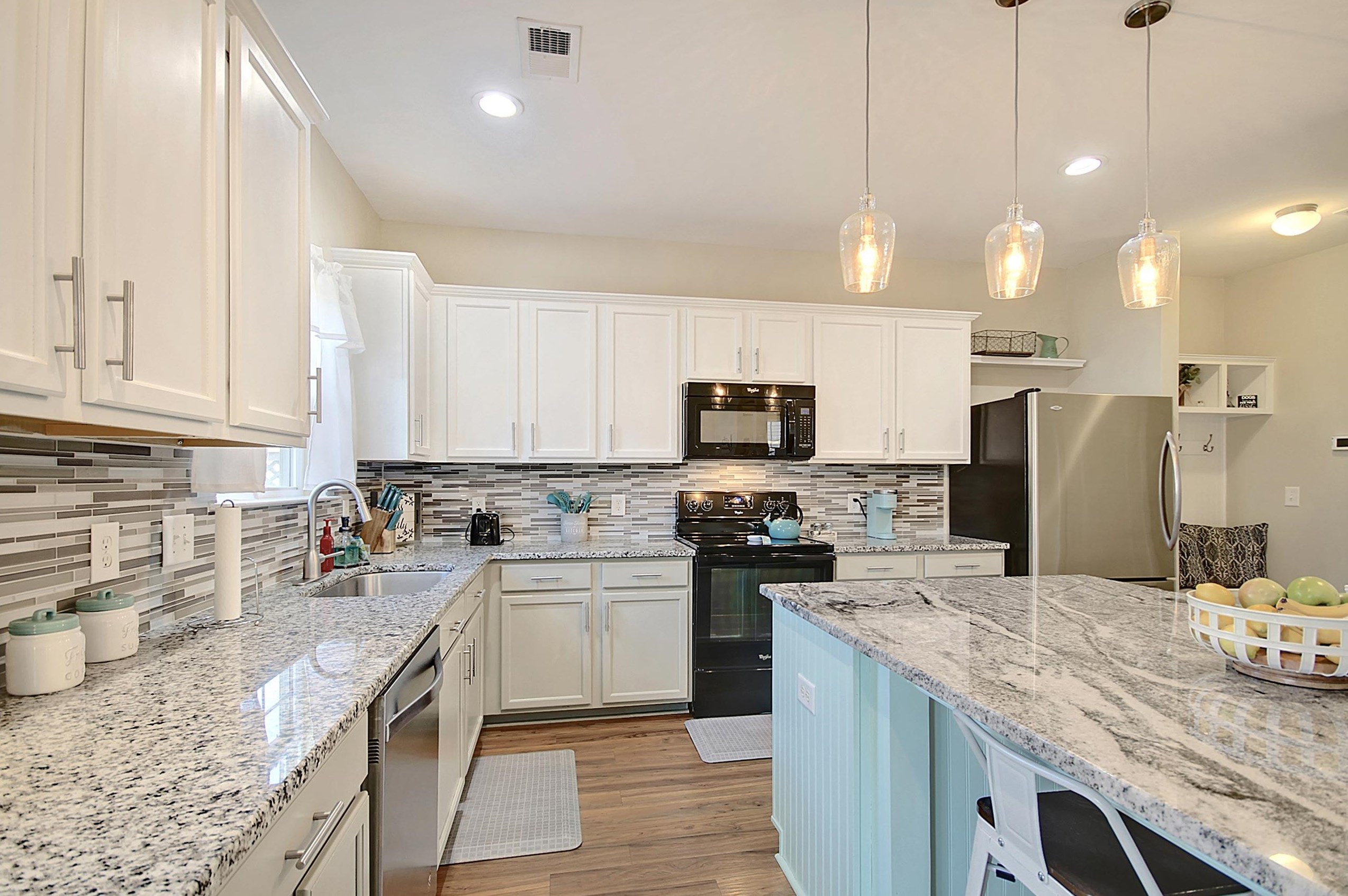 535 Crossland Dr, Moncks Corner SC  29461-8888 exterior