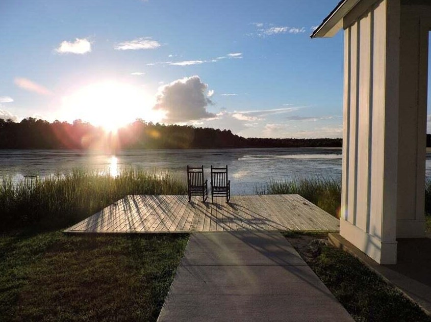 535 Crossland Dr, Moncks Corner SC  29461-8888 exterior