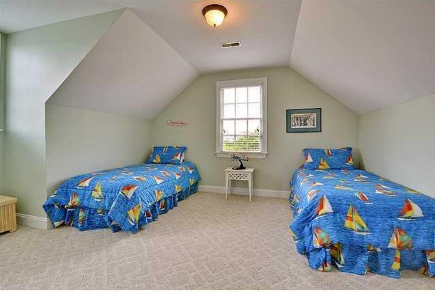 207 Wentworth St, Charleston SC  29401-1209 exterior