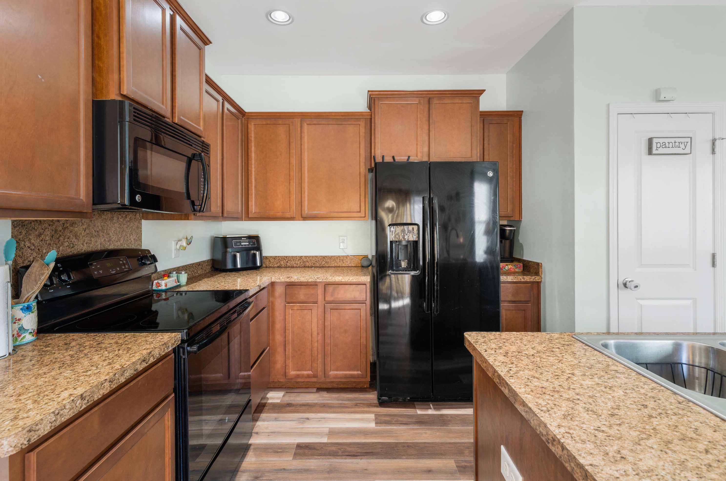 405 Stoney Field Dr, Moncks Corner SC  29461-7384 exterior