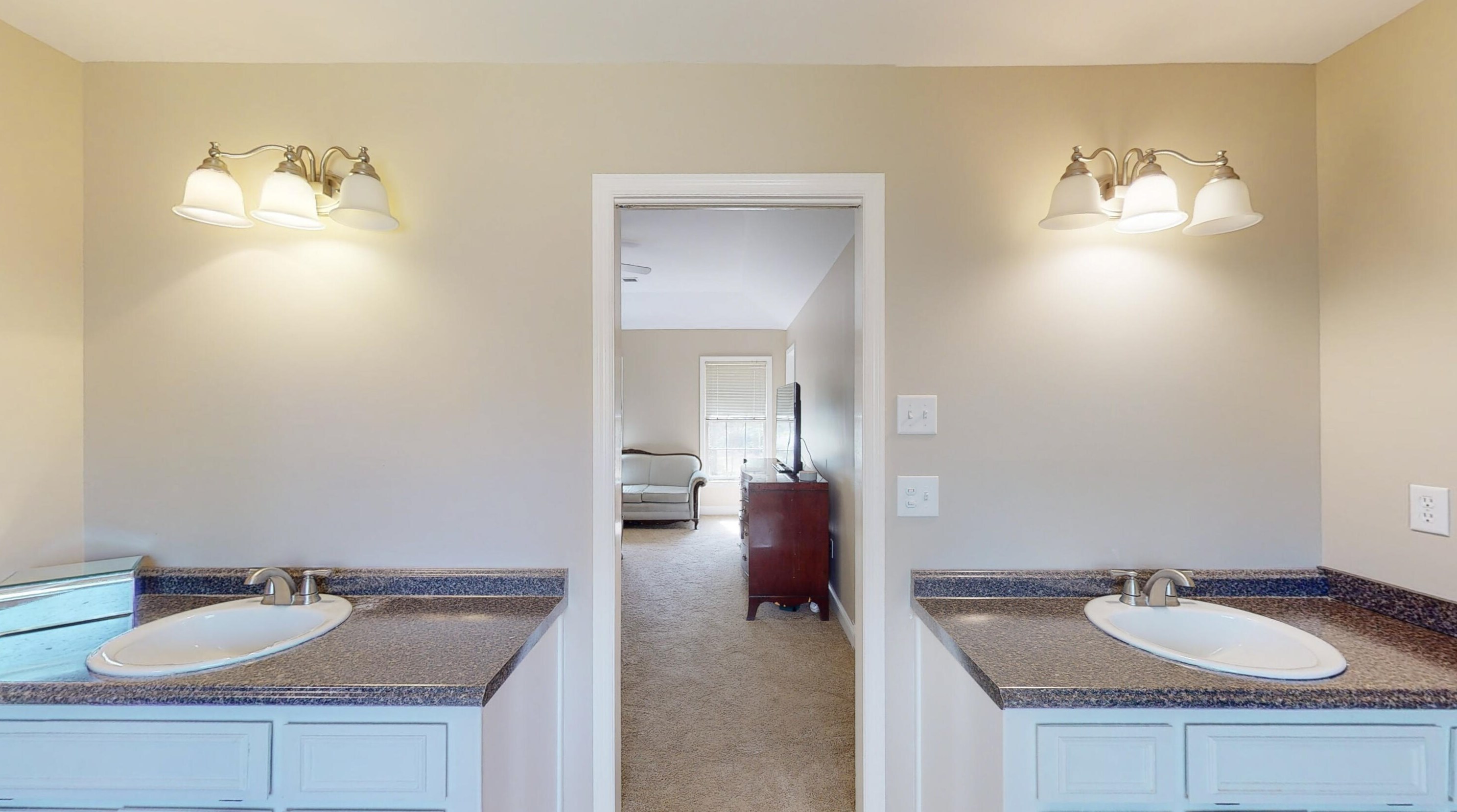 323 Middleton Blvd, Summerville SC  29485-8027 exterior