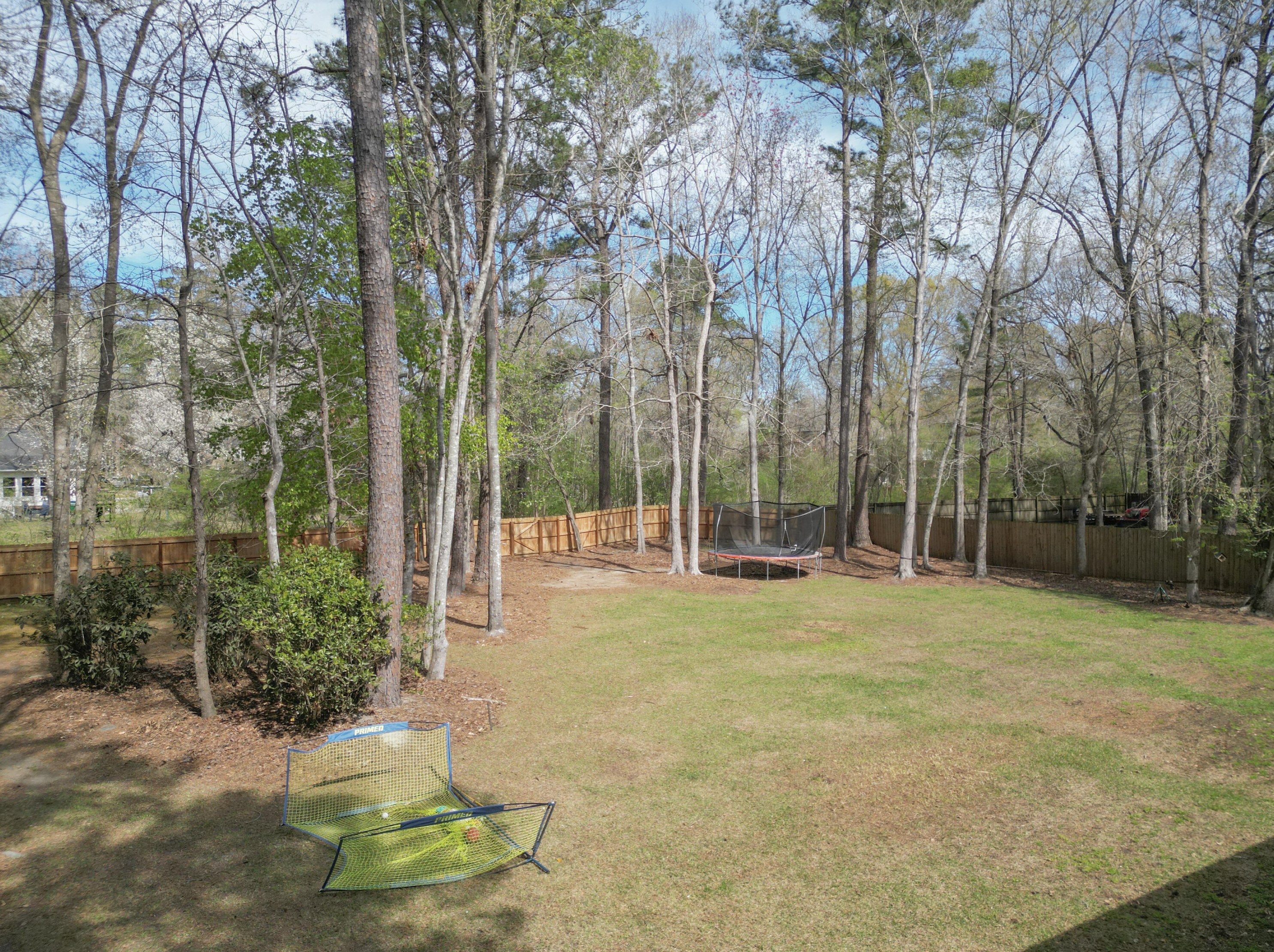 323 Middleton Blvd, Summerville SC  29485-8027 exterior