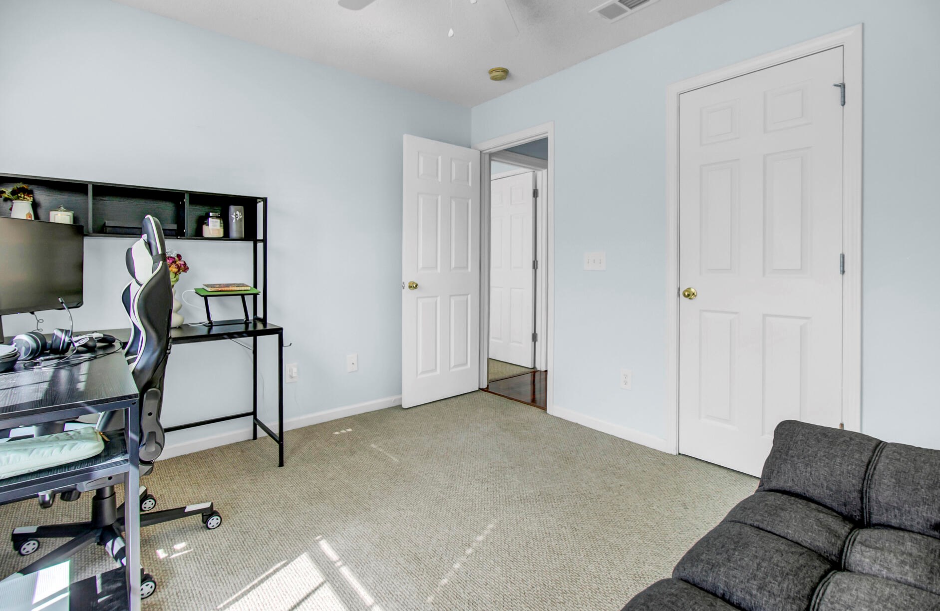 1421 Pinethicket Dr, Summerville SC  29483-8661 exterior