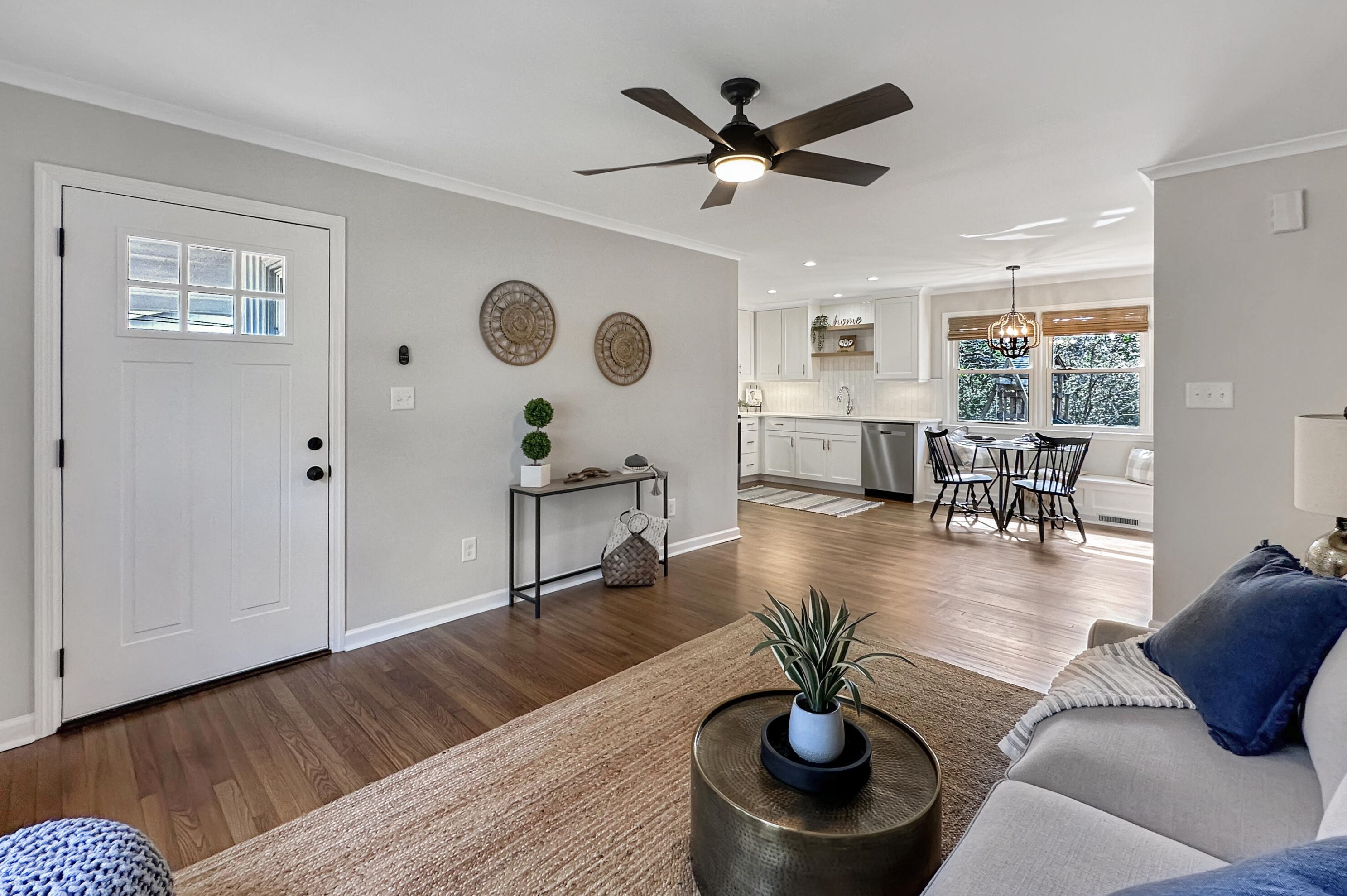 2479 Lantern St, Charleston SC  29414-4819 exterior