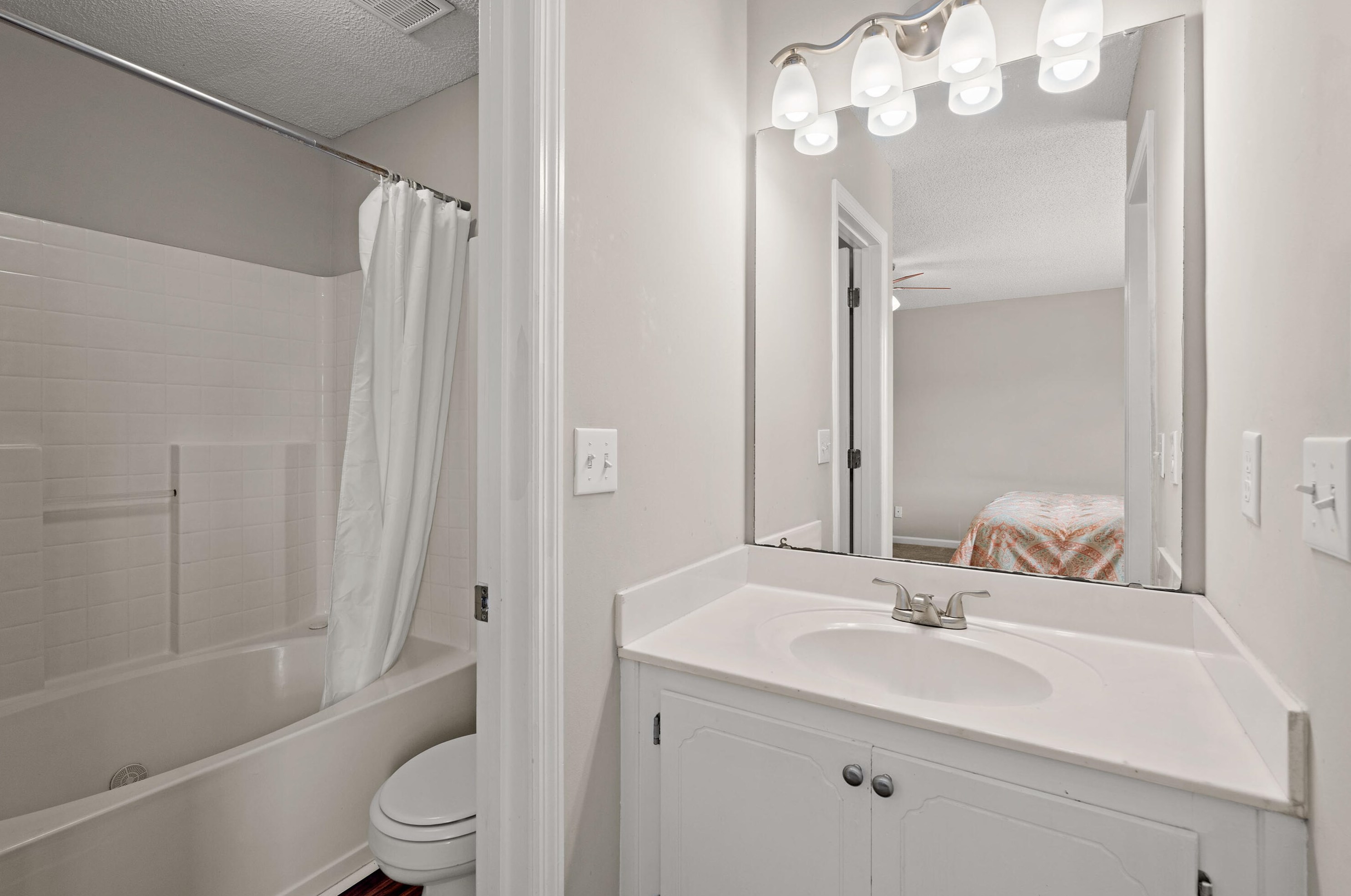 106 Rail Dr, Summerville SC  29483-7744 exterior