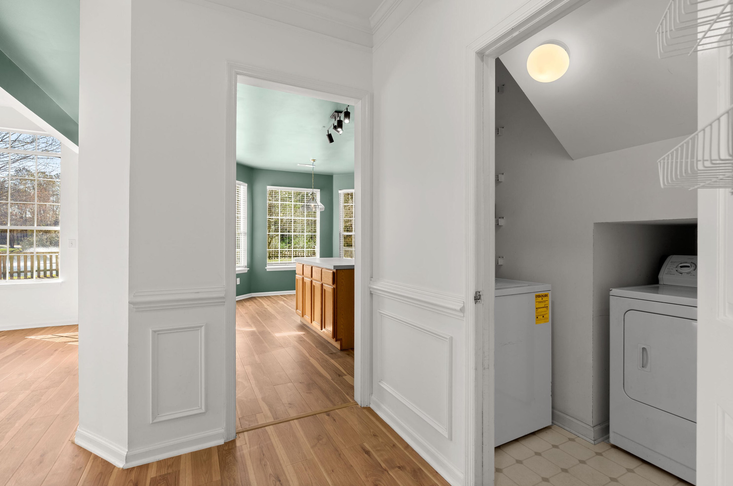 100 Evesham Dr, Summerville SC  29485-5846 exterior