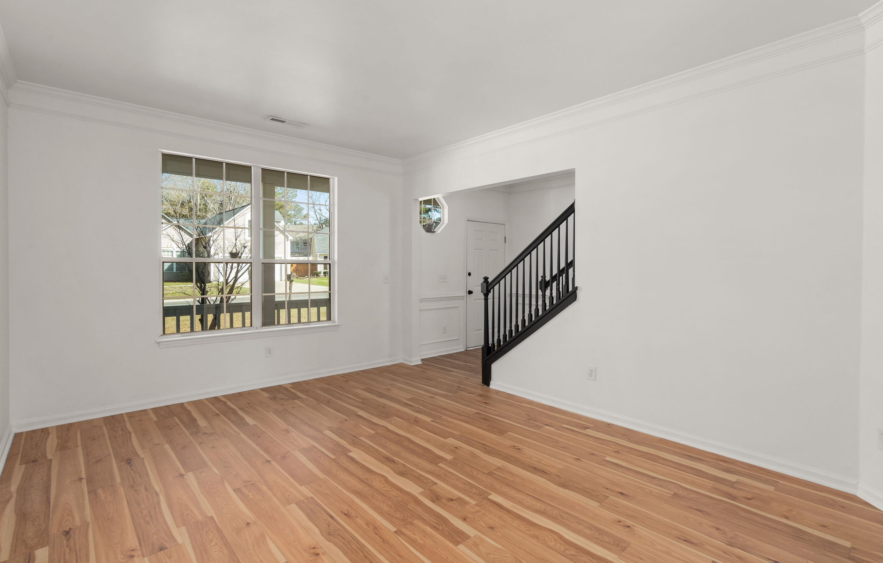 100 Evesham Dr, Summerville SC  29485-5846 exterior