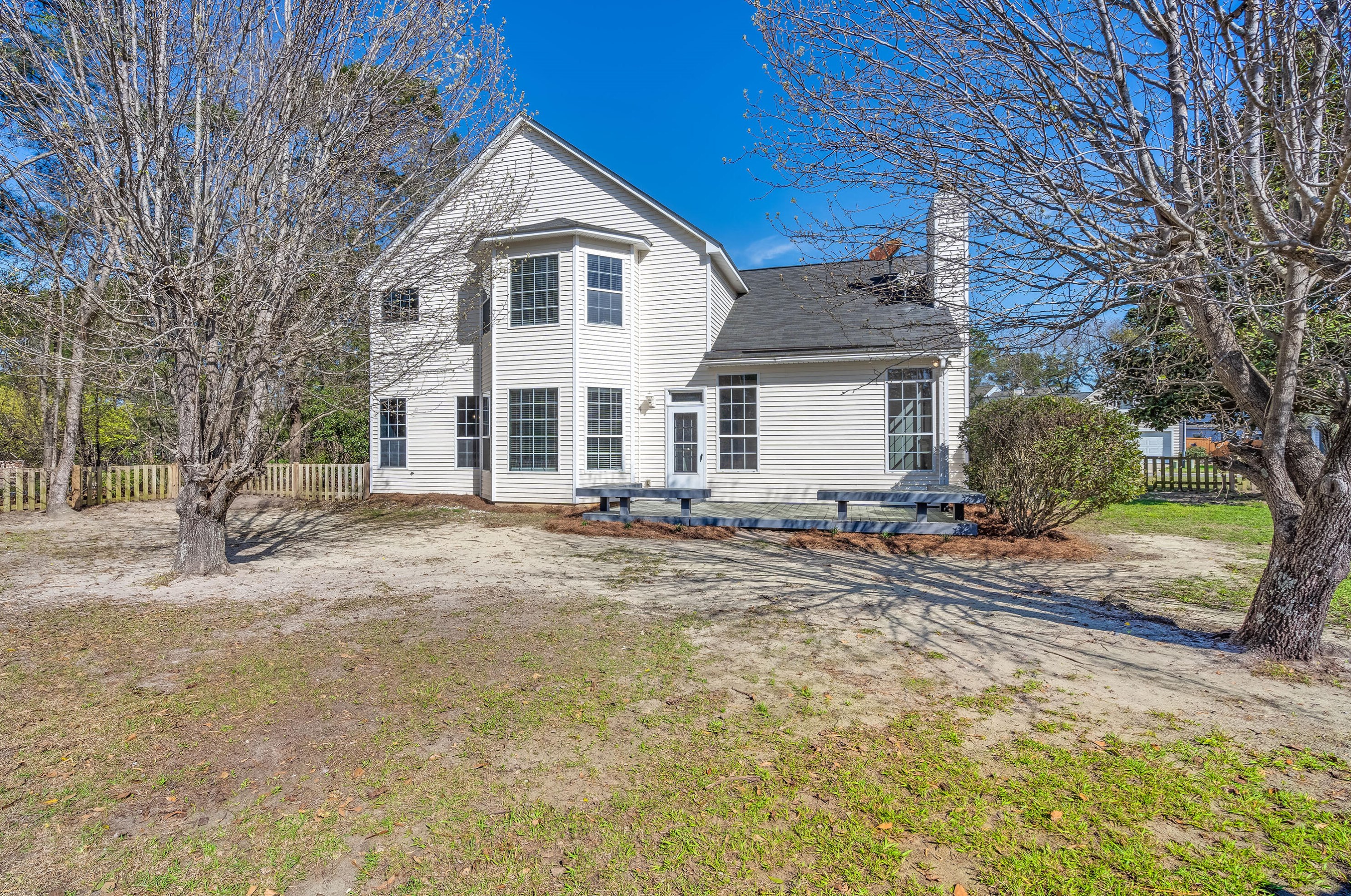 100 Evesham Dr, Summerville SC  29485-5846 exterior