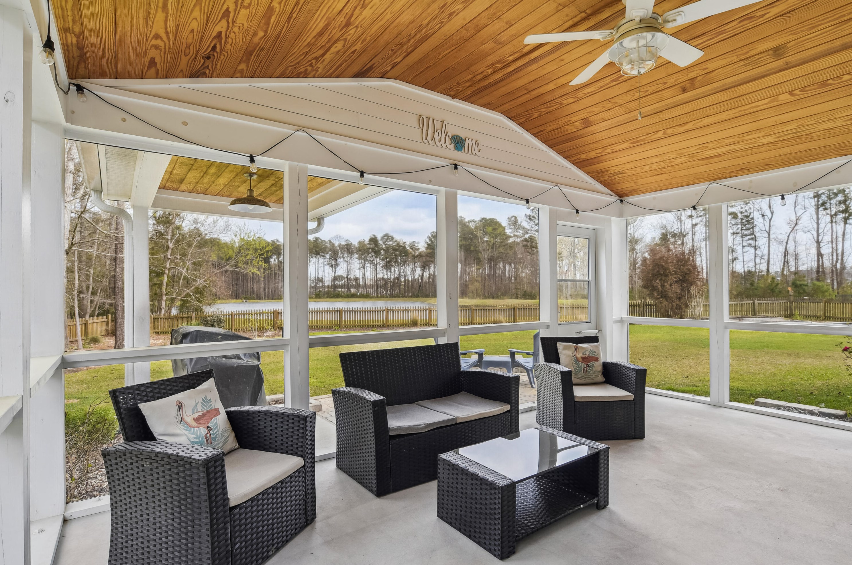 302 Freeland Way, Moncks Corner SC  29461-8868 exterior