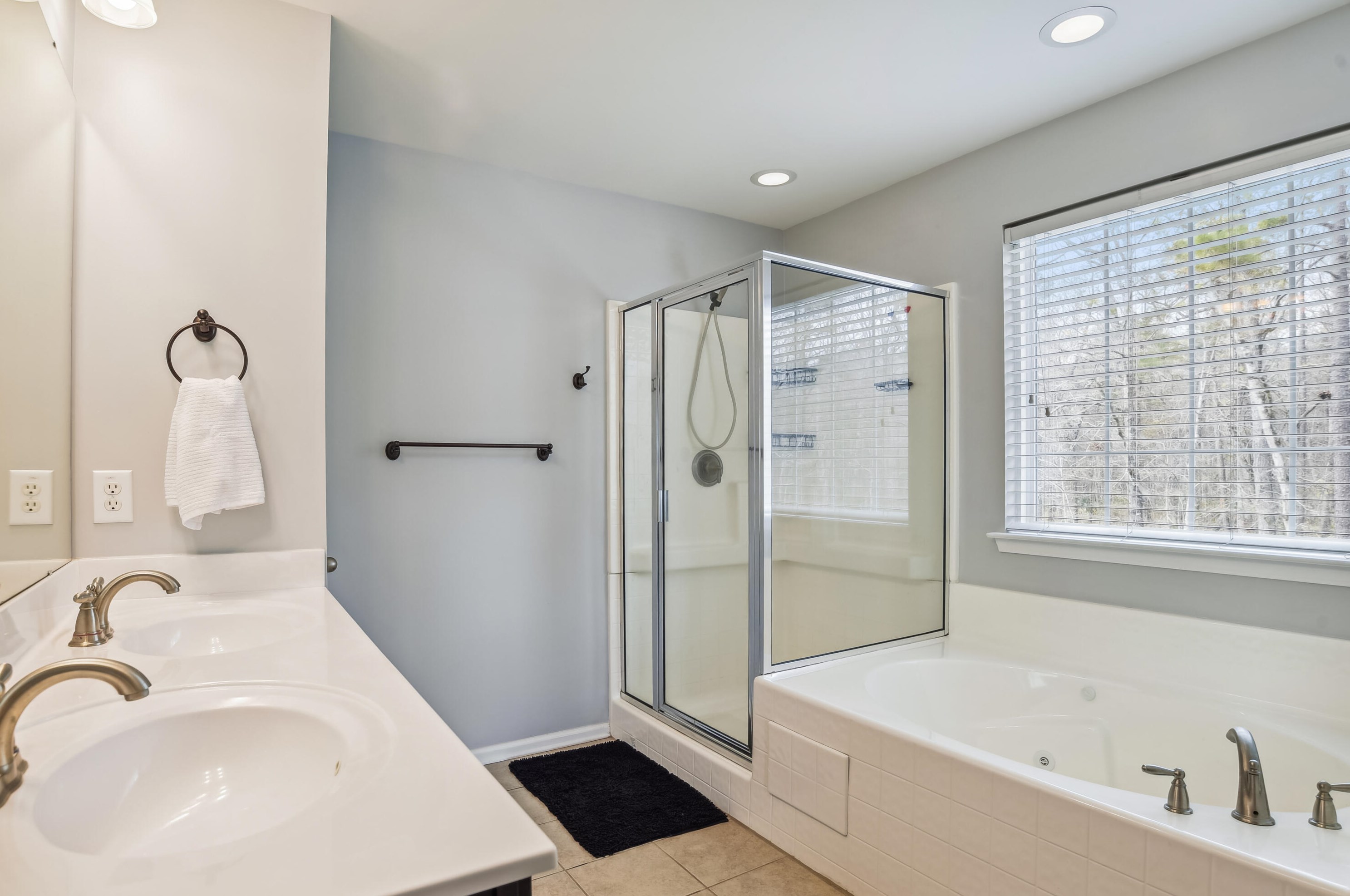 302 Freeland Way, Moncks Corner SC  29461-8868 exterior